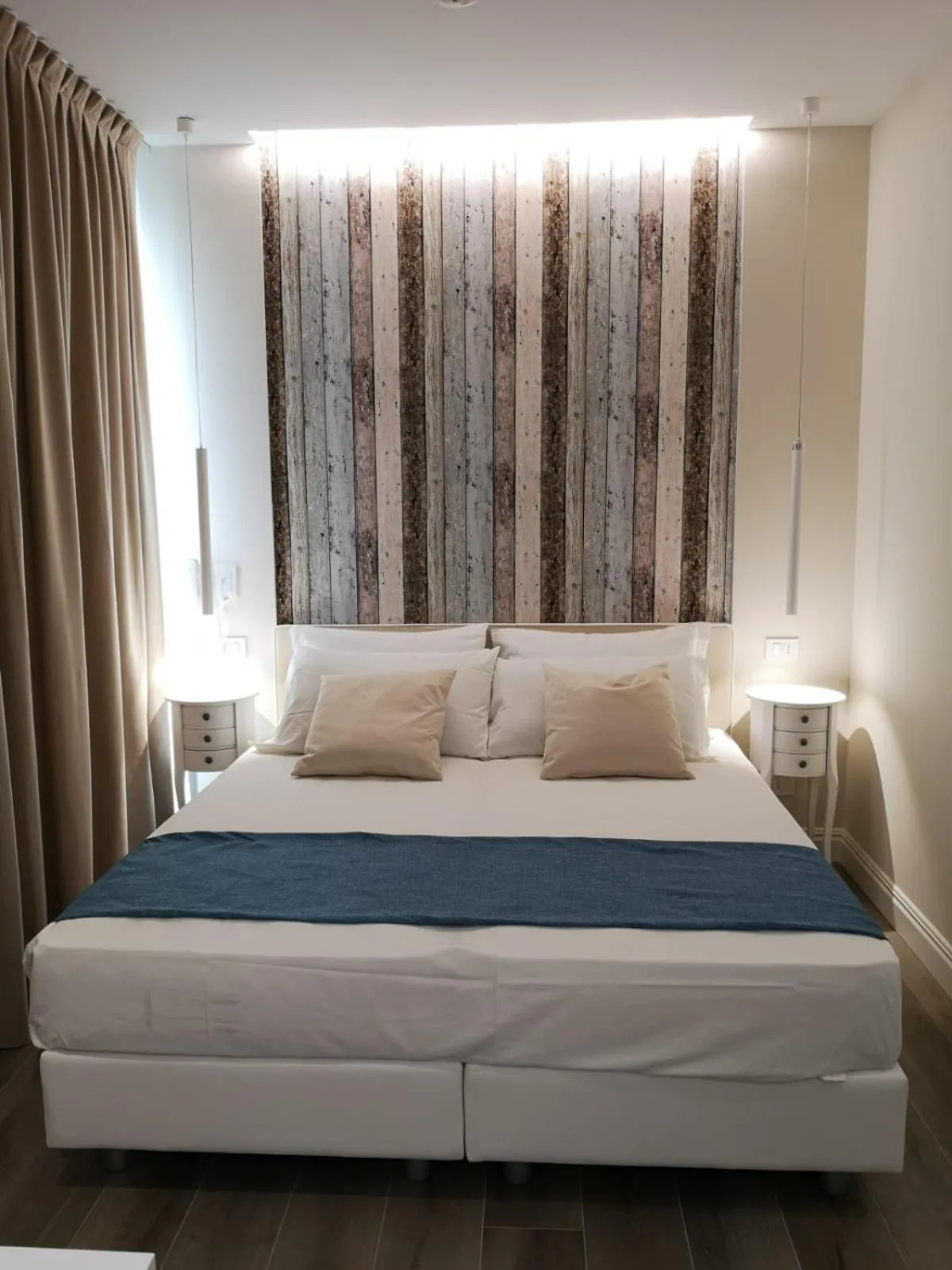 Bedroom, Bed in Luxmarì Hotel & Spa