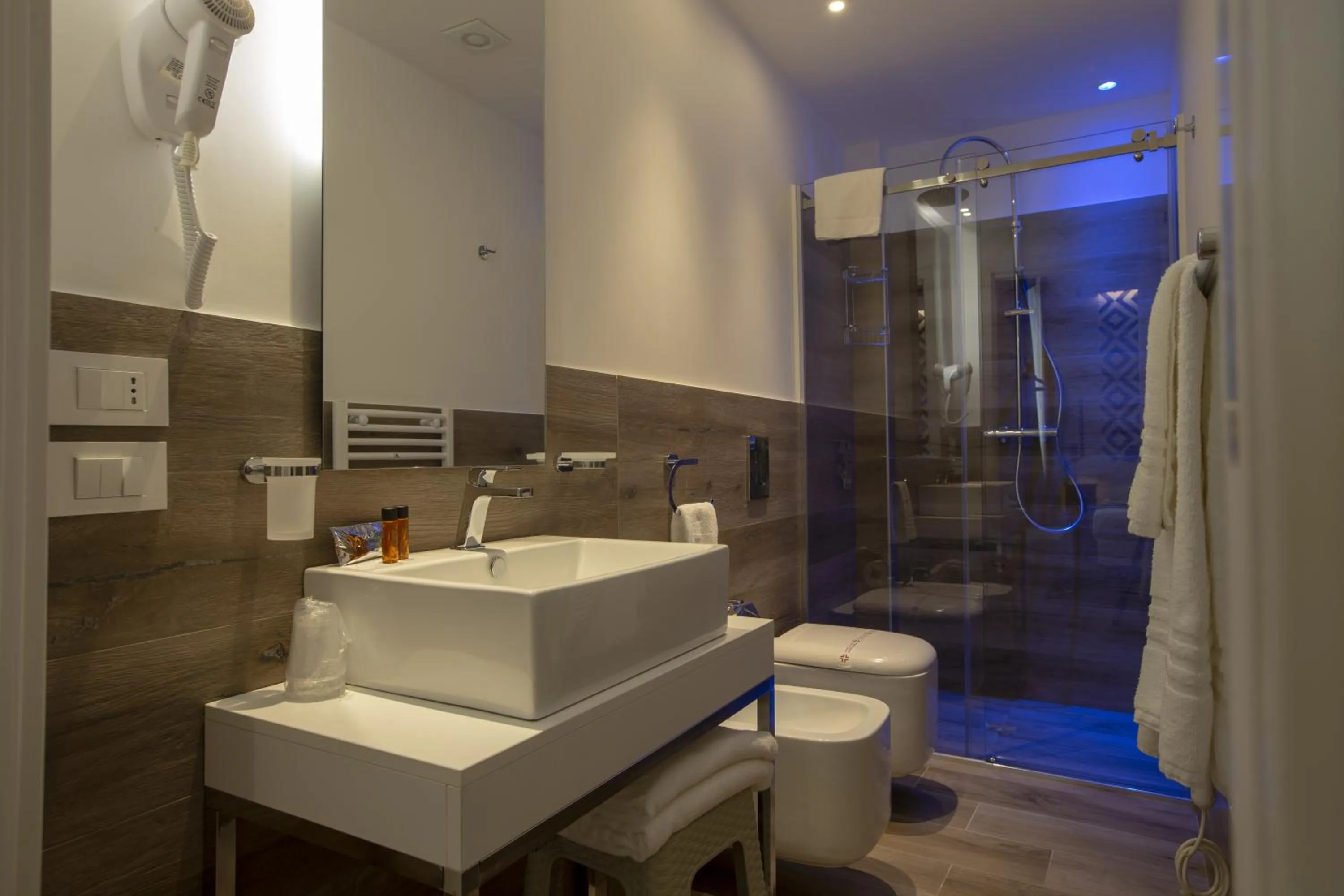 Bathroom in Luxmarì Hotel & Spa