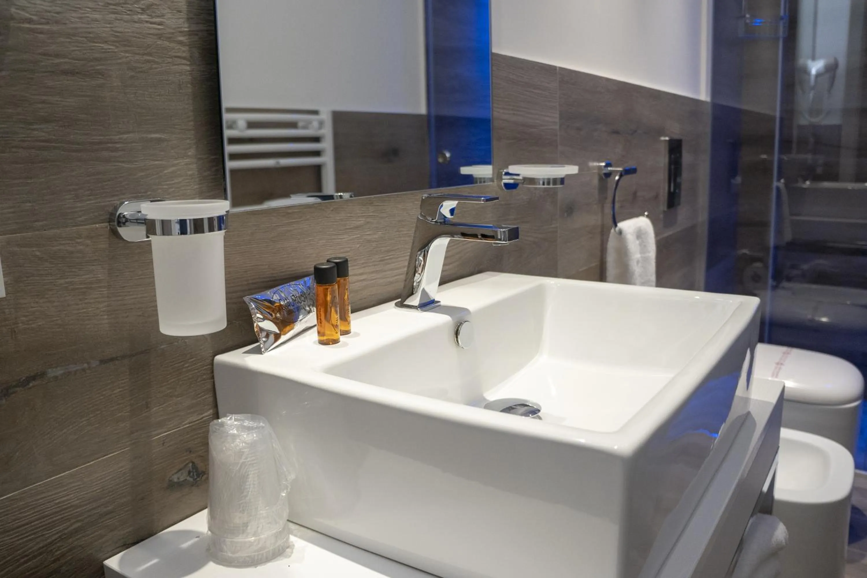 Bathroom in Luxmarì Hotel & Spa