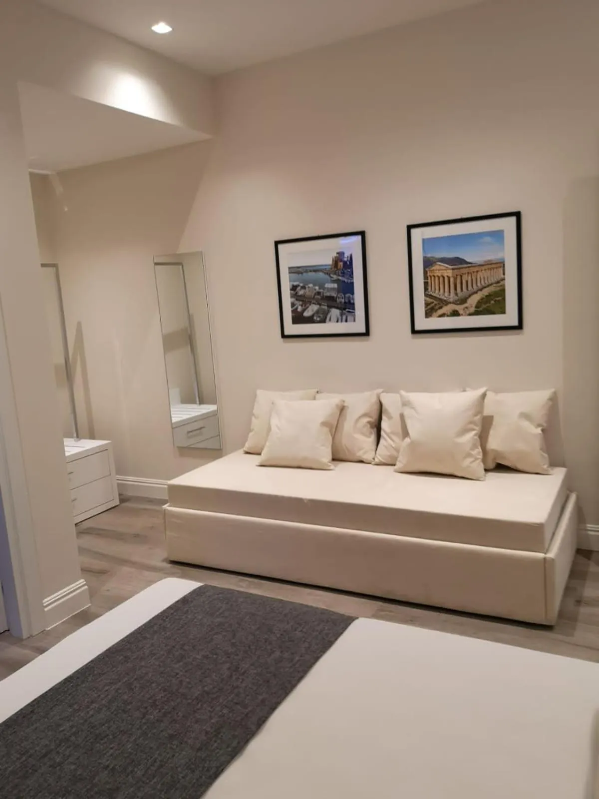 Bedroom in Luxmarì Hotel & Spa