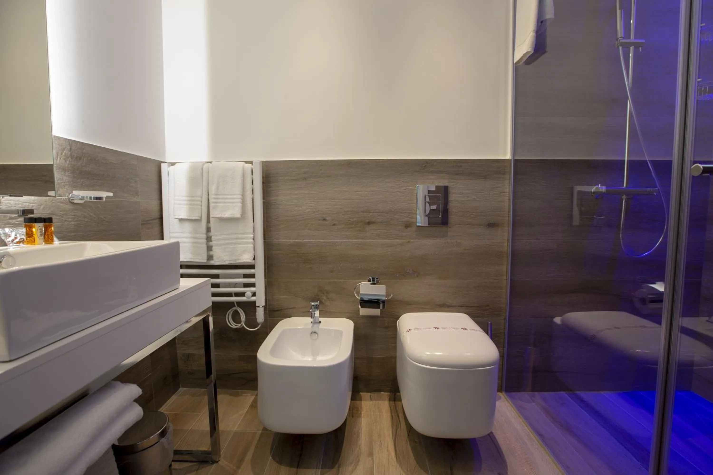 Bathroom in Luxmarì Hotel & Spa