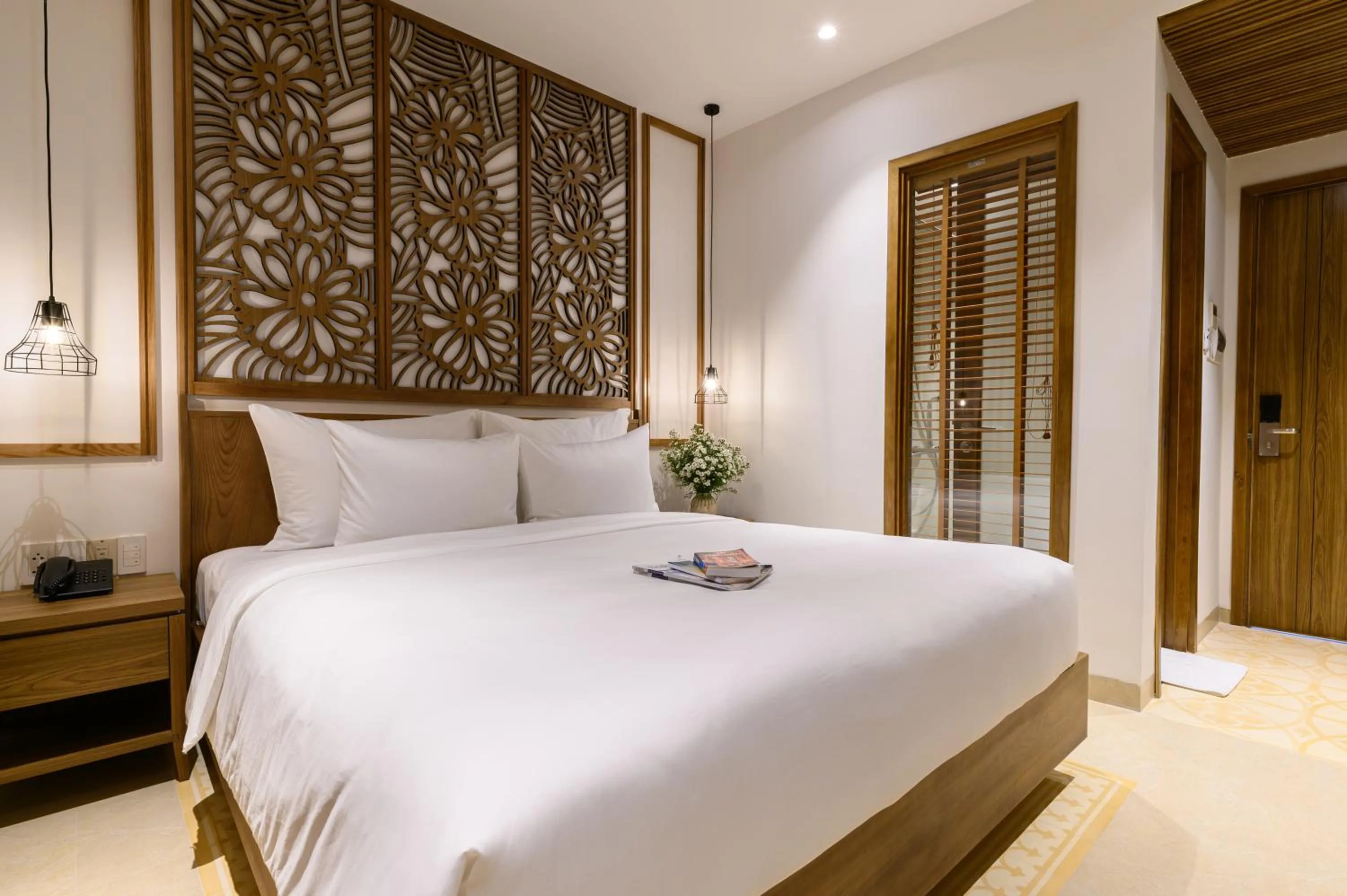 Bedroom, Bed in Daisy Boutique Hotel