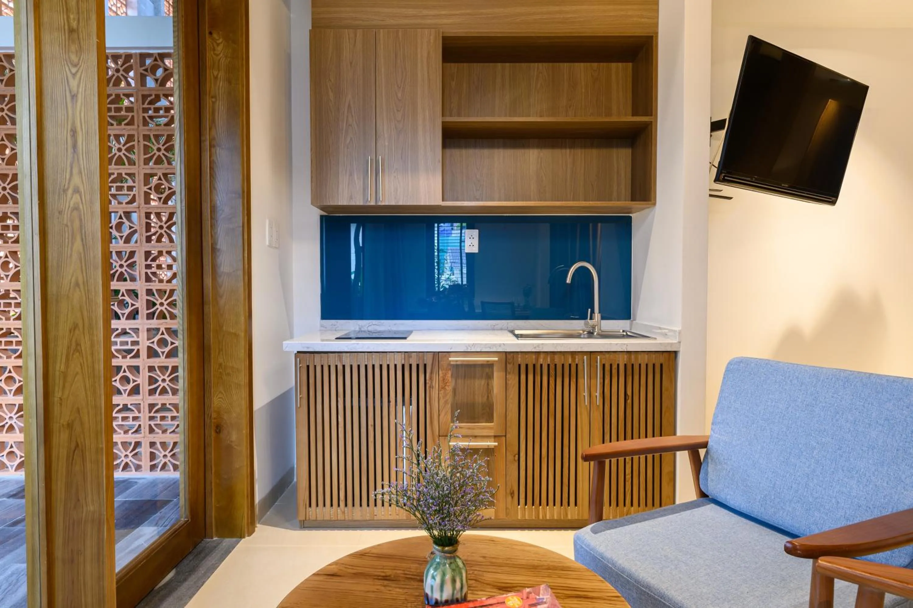 Kitchen or kitchenette in Daisy Boutique Hotel