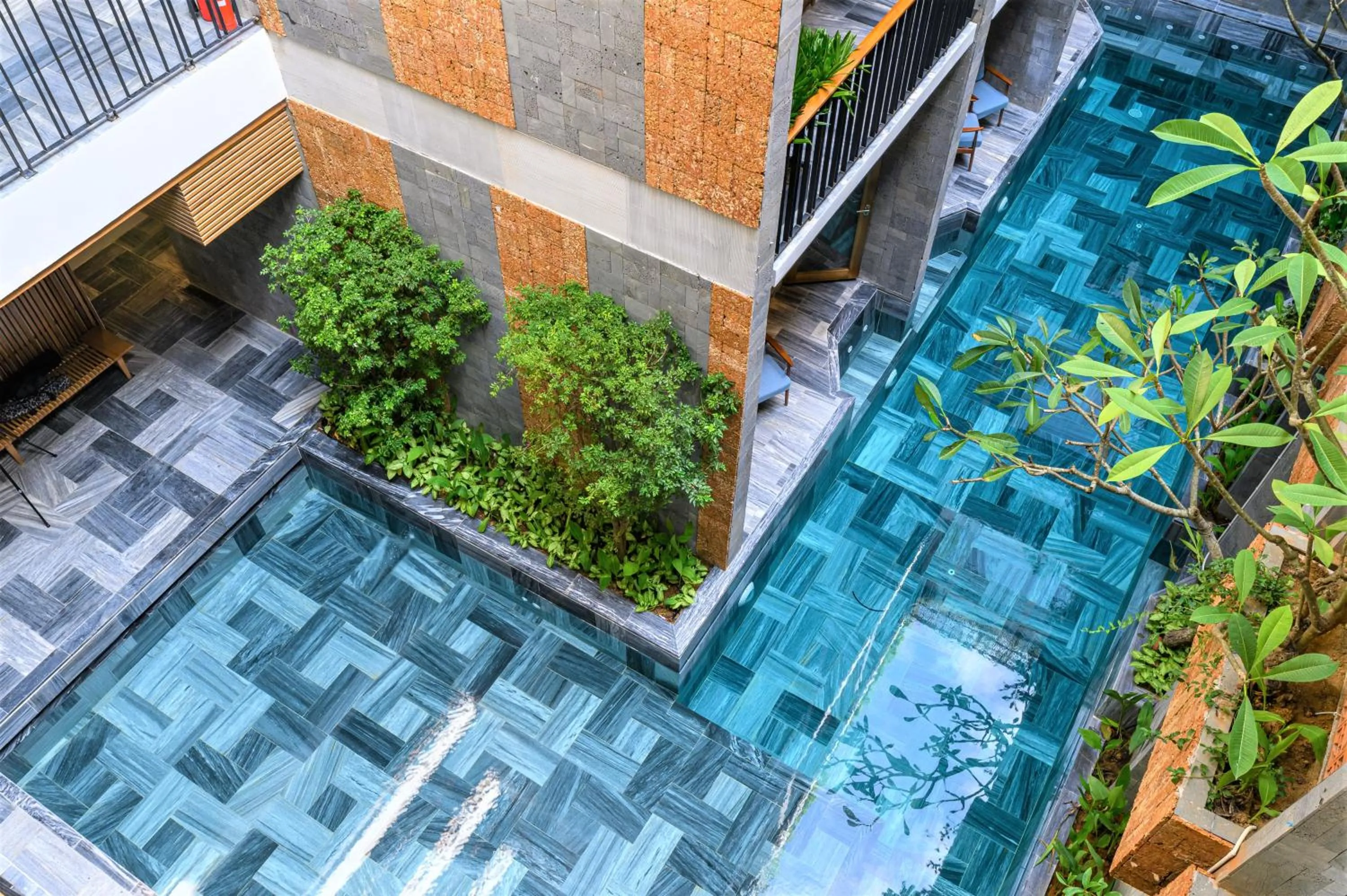 Swimming pool in Daisy Boutique Hotel