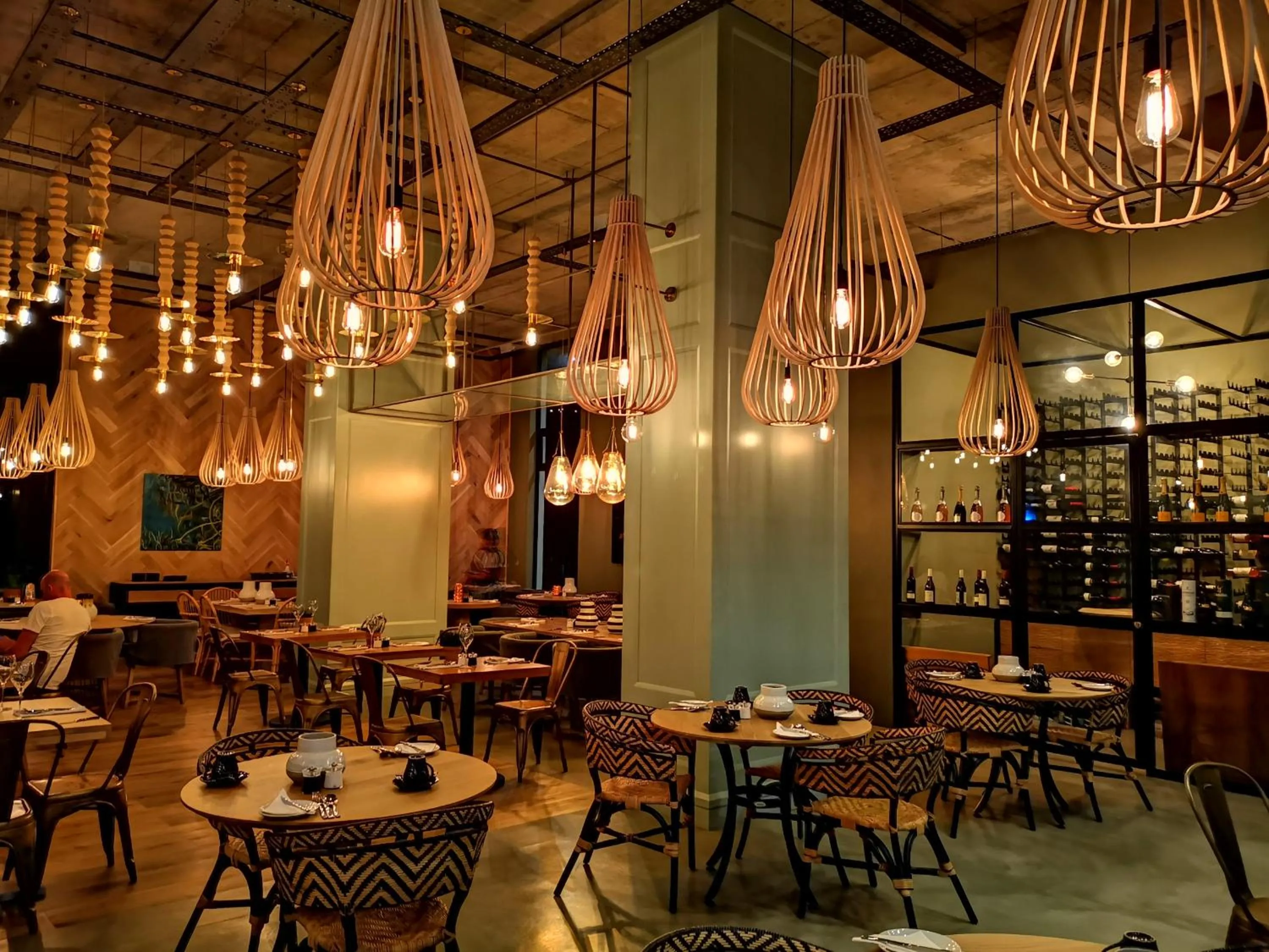 Restaurant/places to eat in Asilia Suites Knysna Waterfront