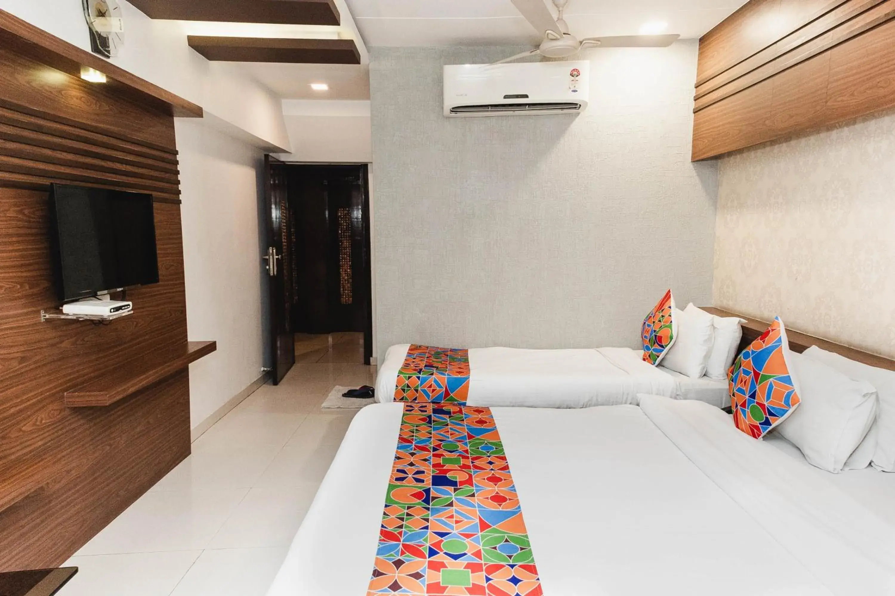 Hotel Amber Railway station Hotel Amber Railway station