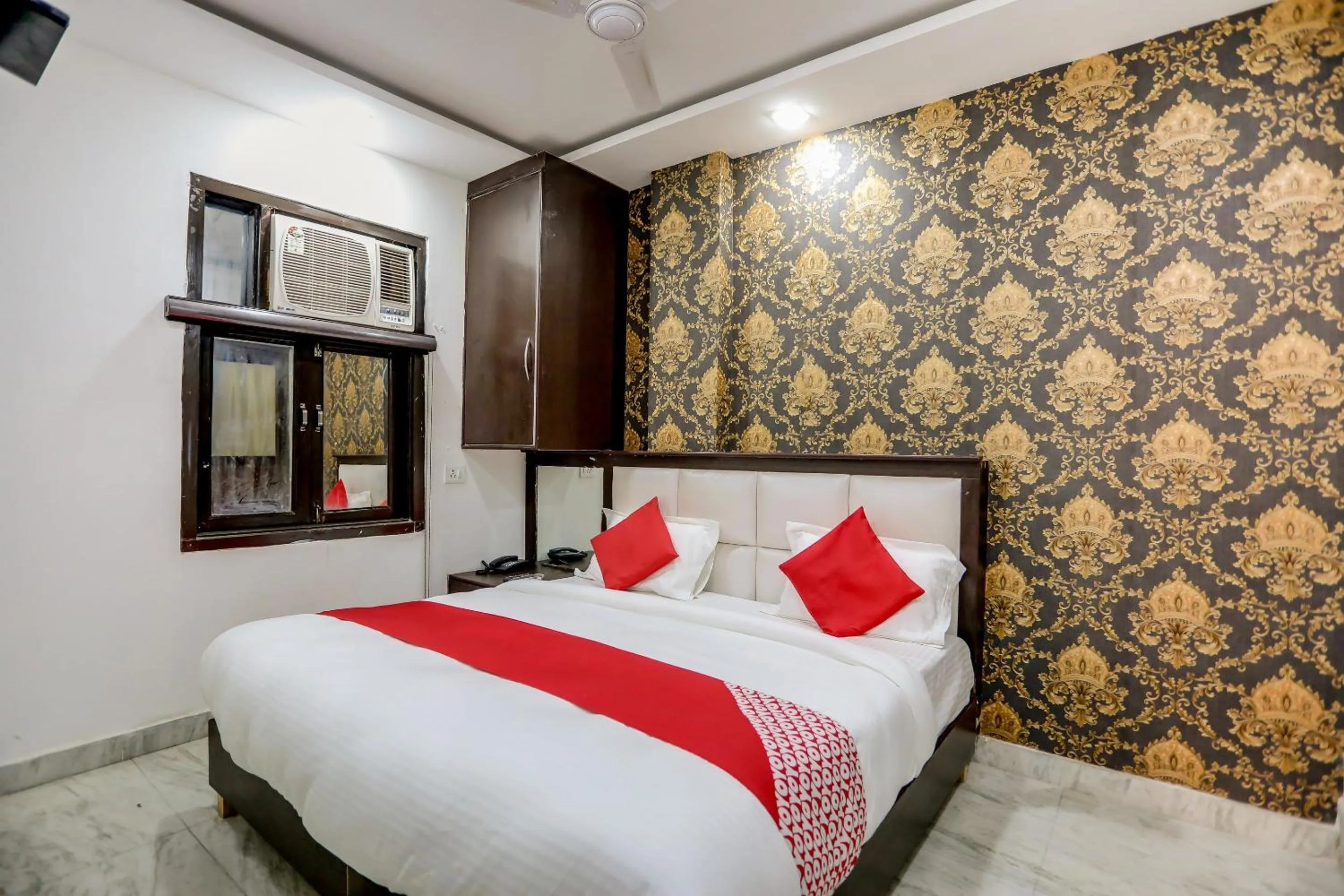 Bedroom, Bed in Hotel O Anshun Residency Near Mk Cinemas Rohini