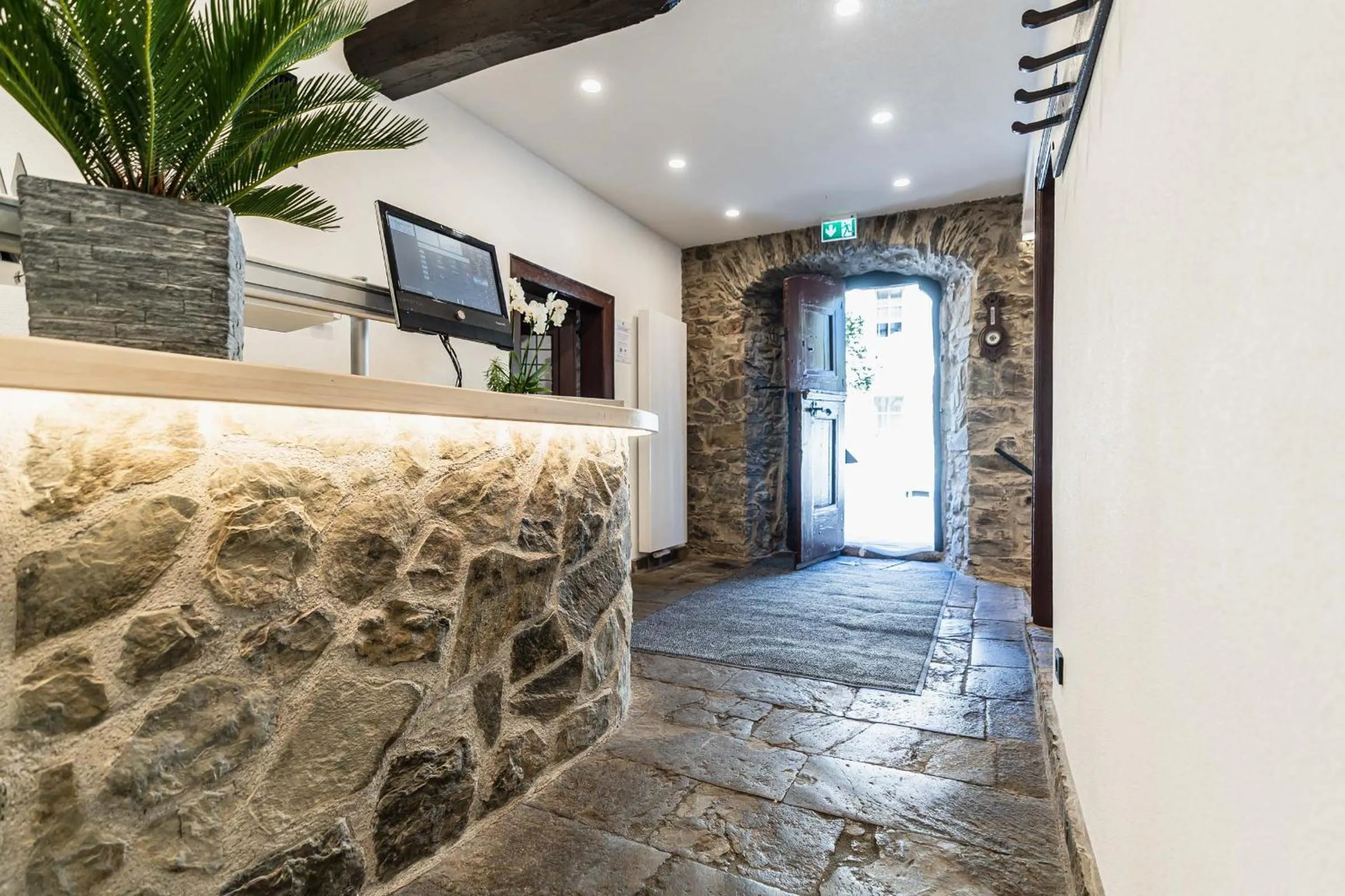 Lobby or reception in Landgasthof zur Burg Grenzau