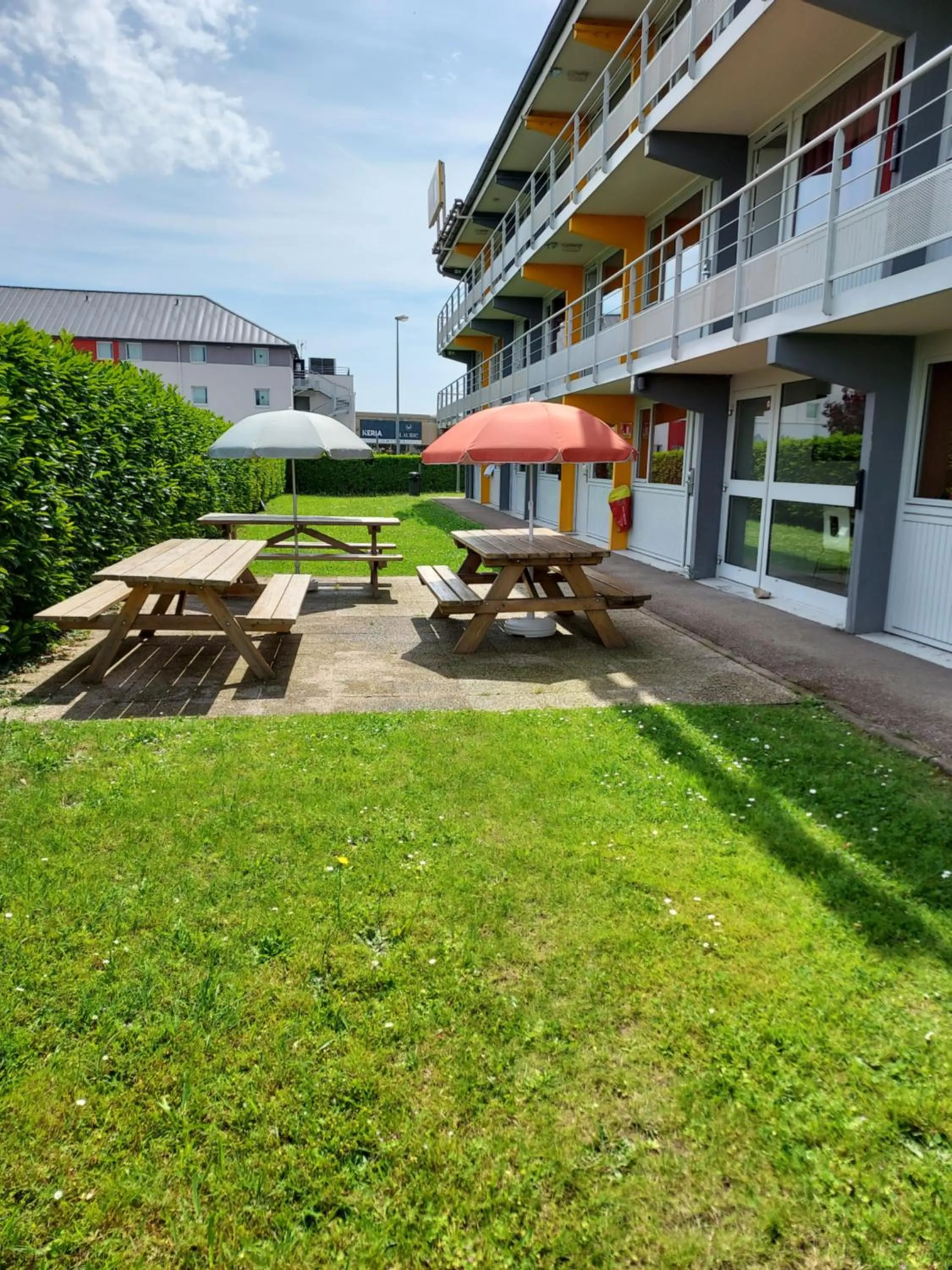 Property building in Première Classe Mâcon Sud