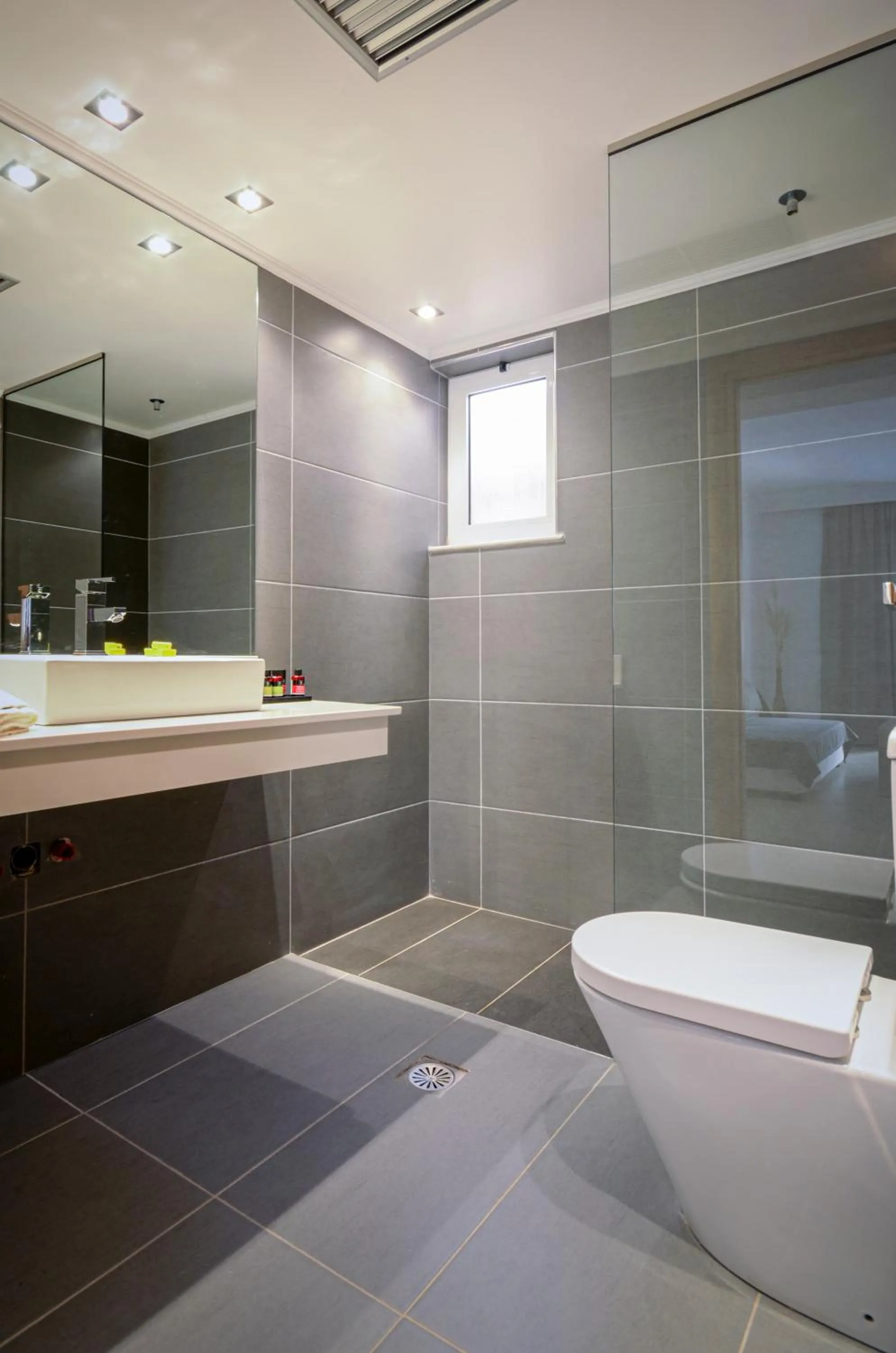 Bathroom in Aegean Blu Hotel & Apartments