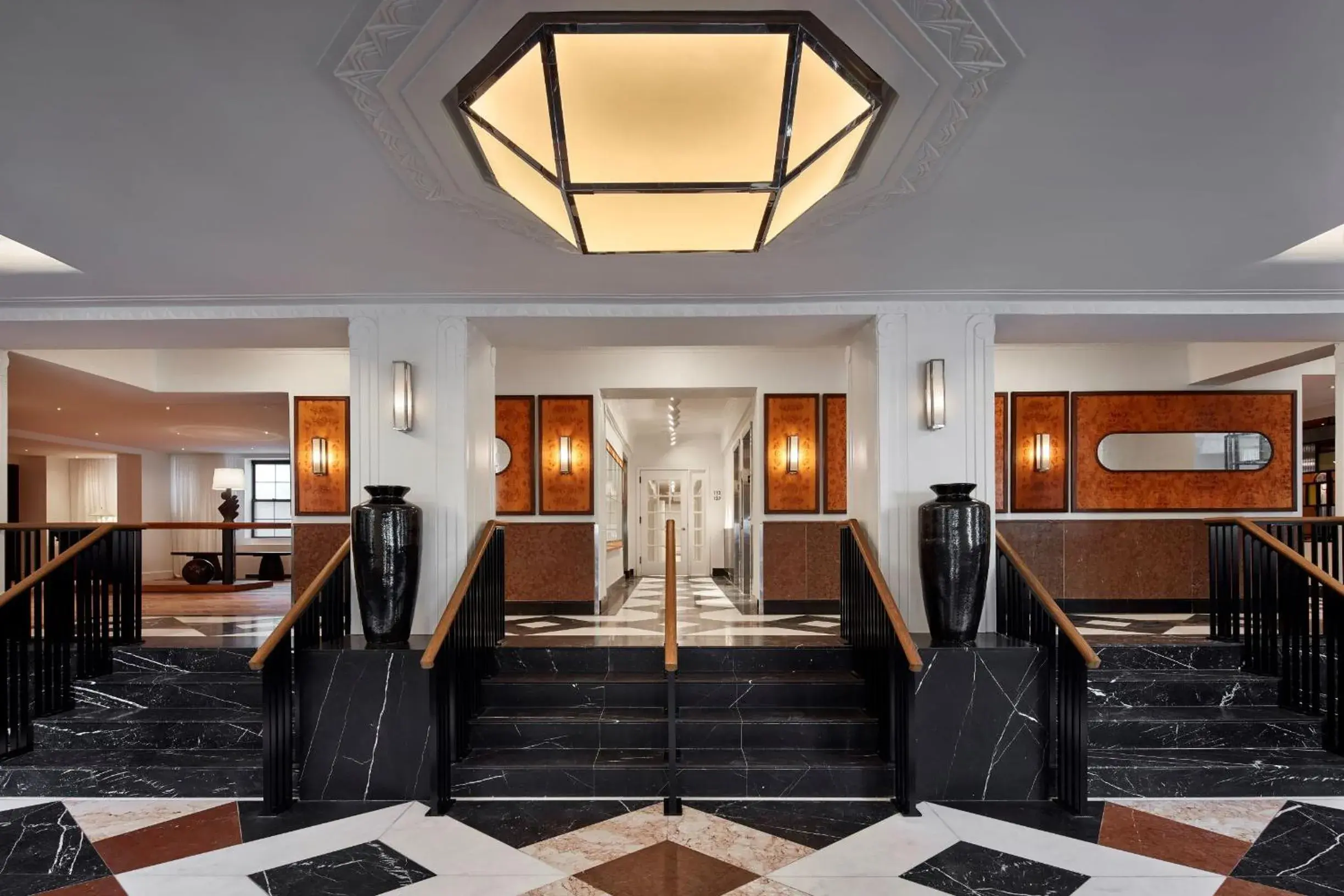 Lobby or reception in Lyle DC Lobby or reception in Lyle DC