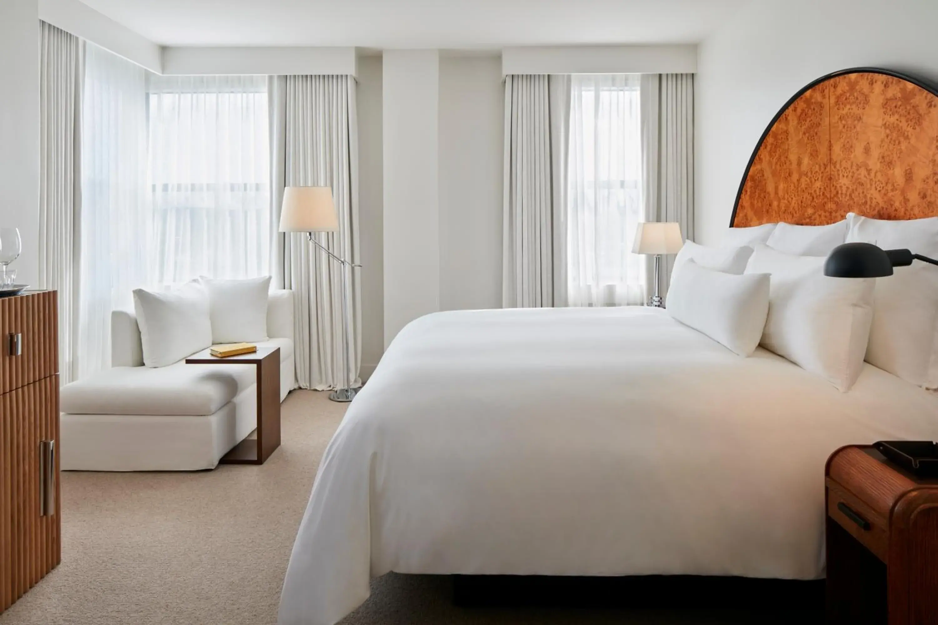 King Premier Corner in Lyle DC King Premier Corner in Lyle DC