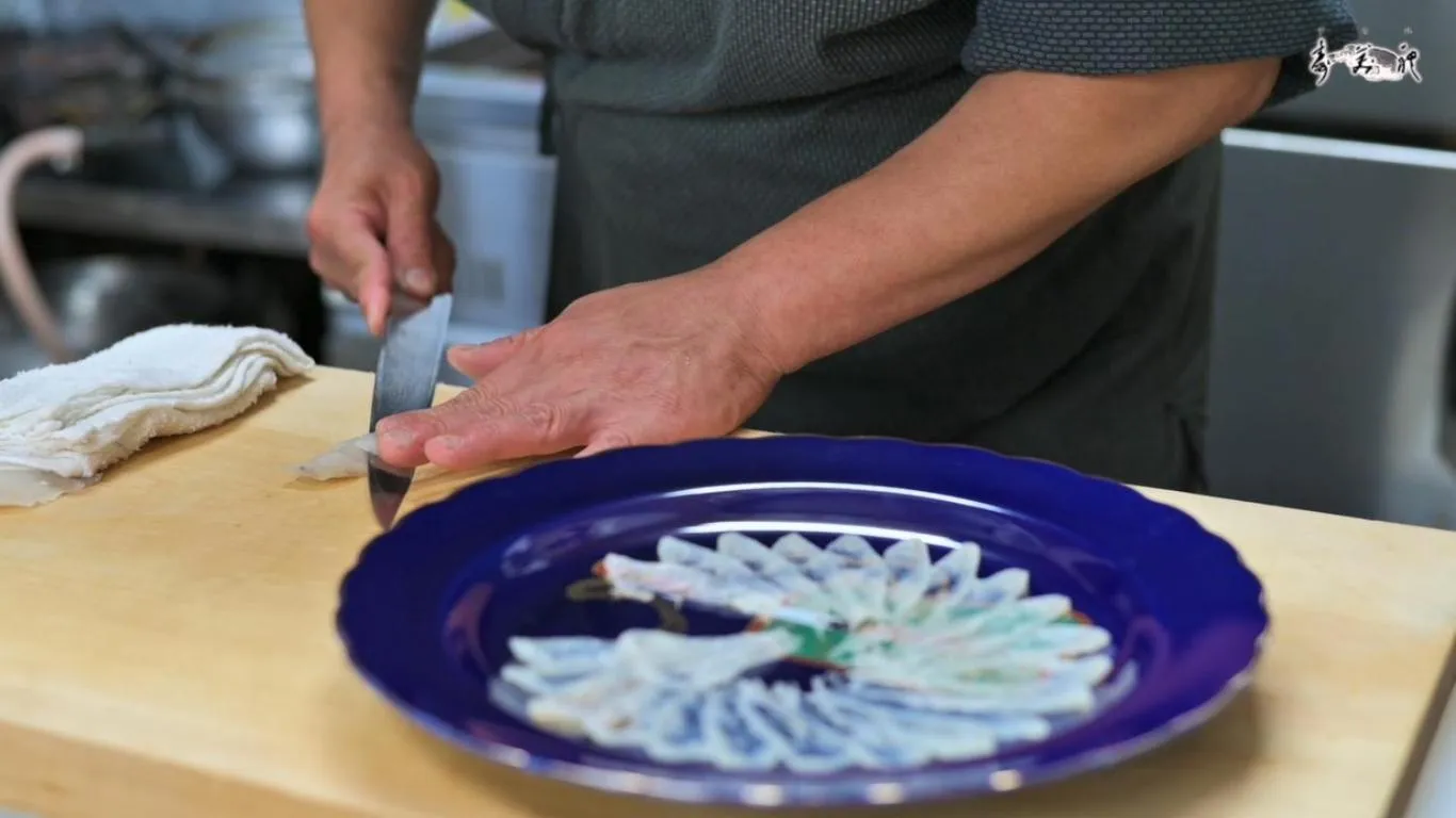 Food close-up in Hotel Sumire ふぐ料理を愉しむ料理宿