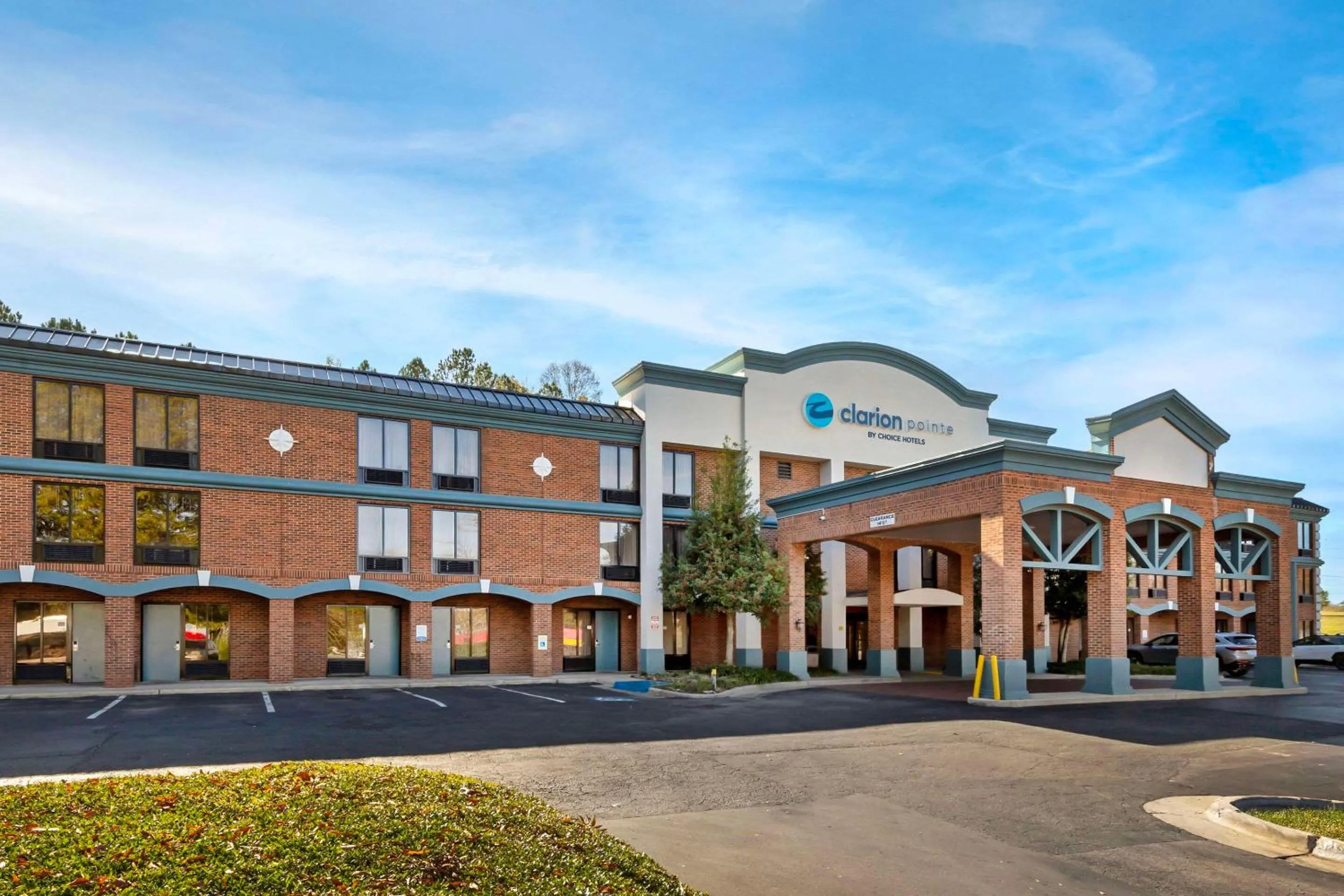 Property building in Clarion Pointe Durham Research Triangle Park