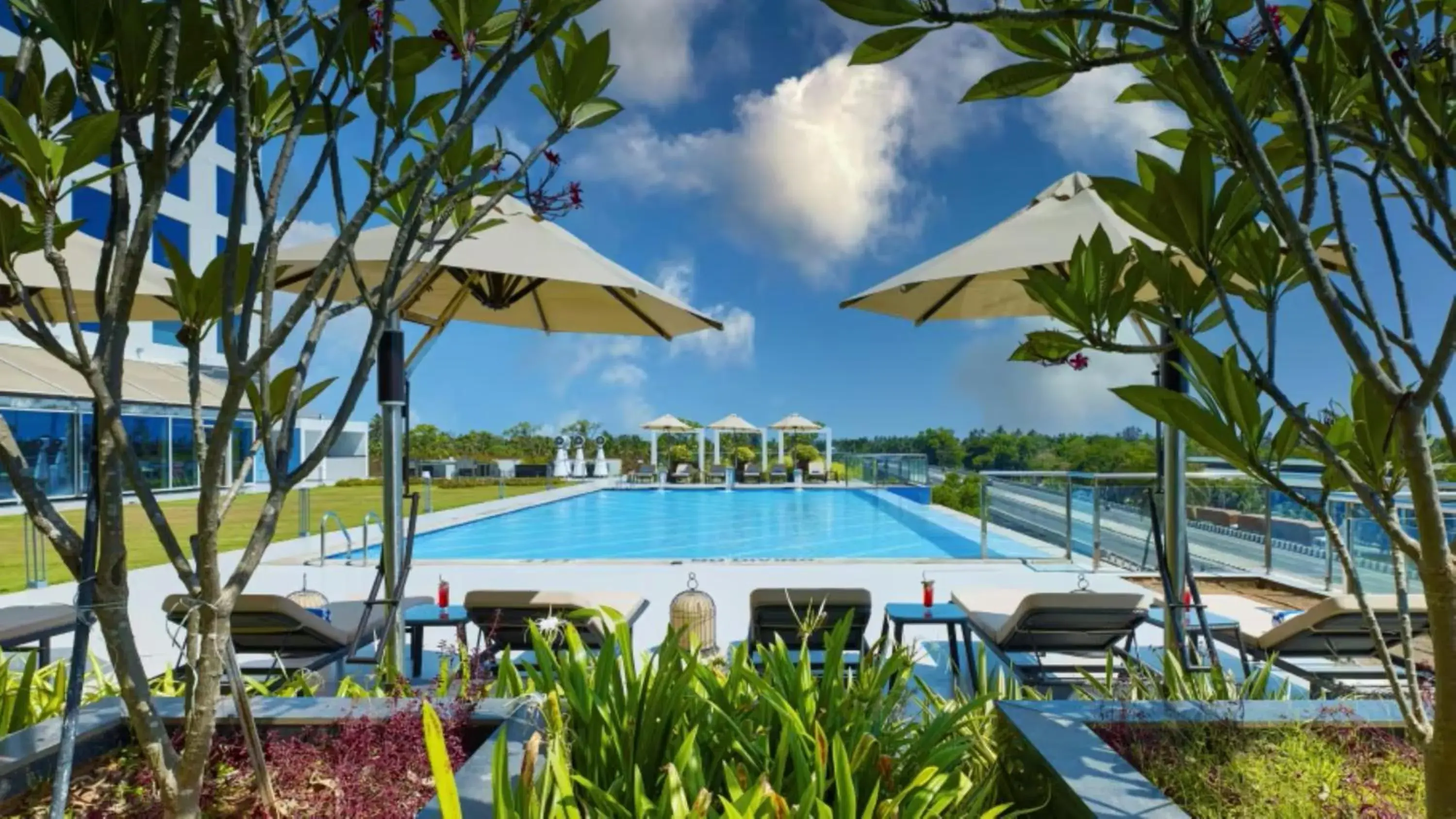 Swimming pool in O by Tamara, Trivandrum Swimming pool in O by Tamara, Trivandrum