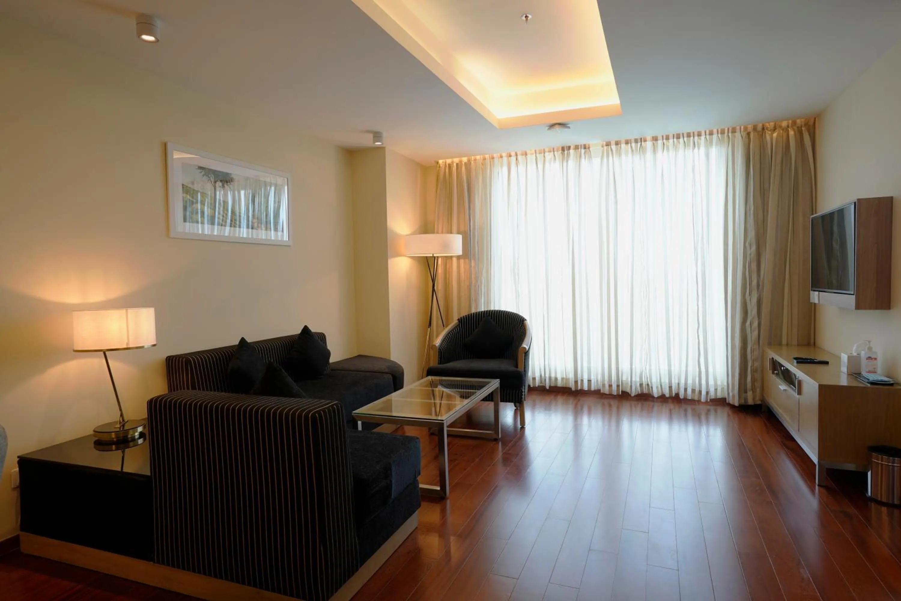 Living room in O by Tamara, Trivandrum