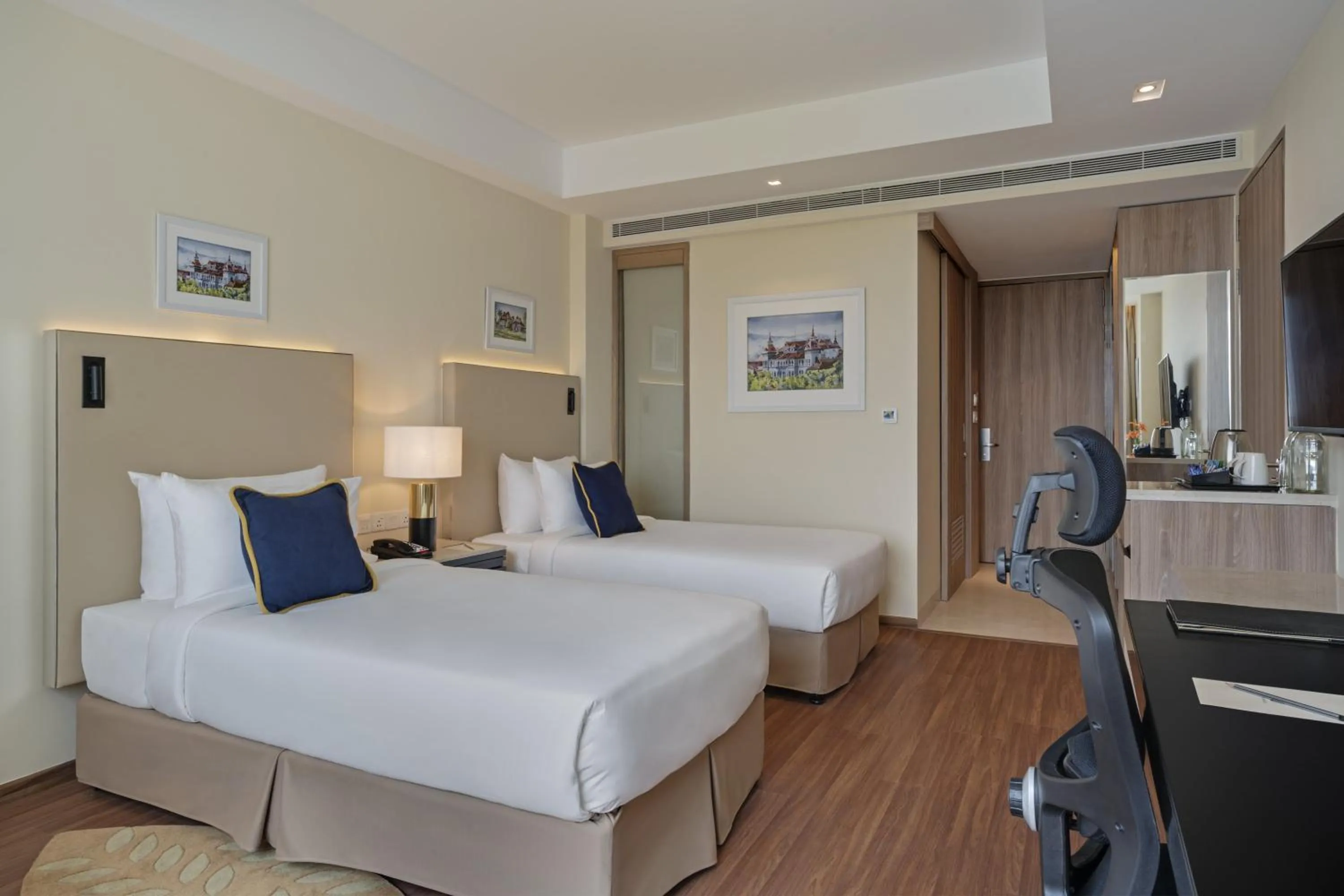 Photo of the whole room, Bed in O by Tamara, Trivandrum