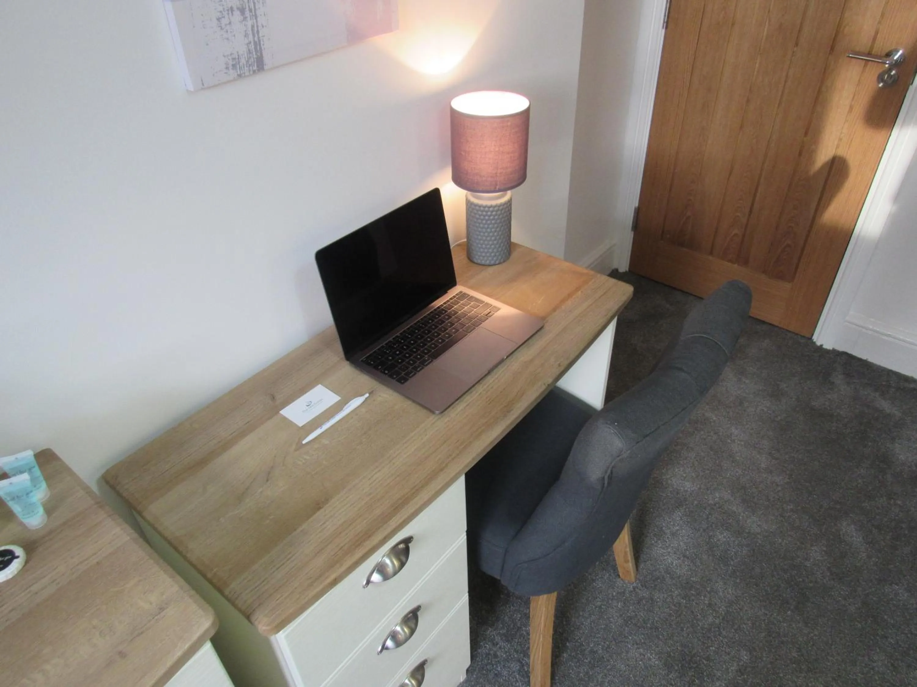 The Tas Suites - Tas Accommodations