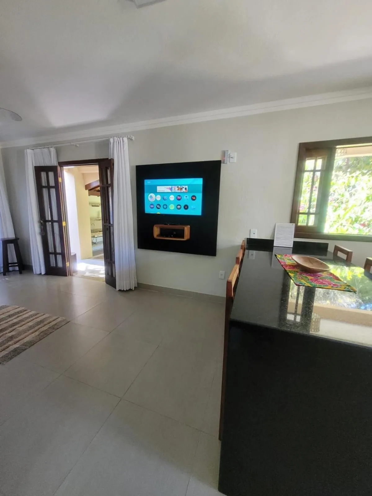 TV and multimedia in Residencial Maria Pitanga