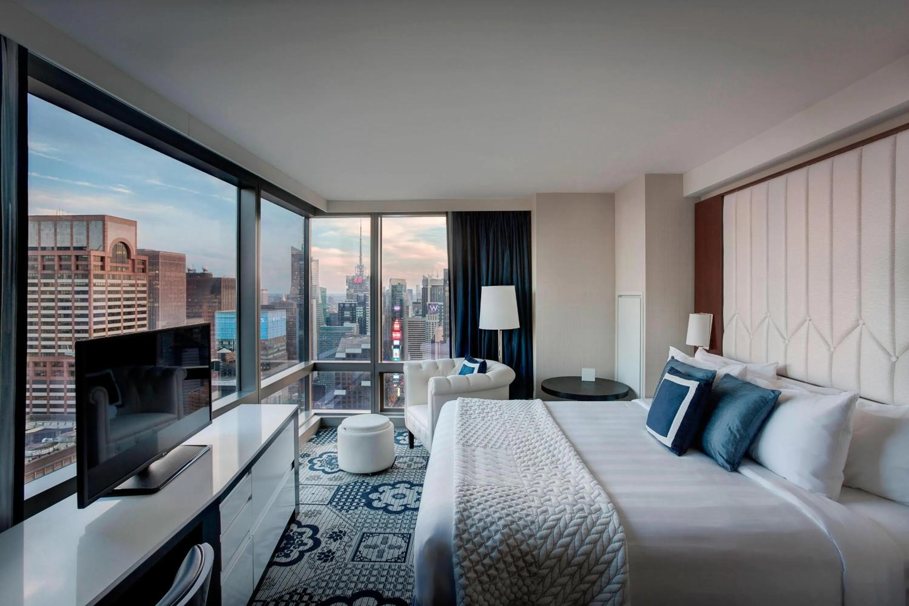 Photo of the whole room, Bed in Residence Inn by Marriott New York Manhattan/Central Park