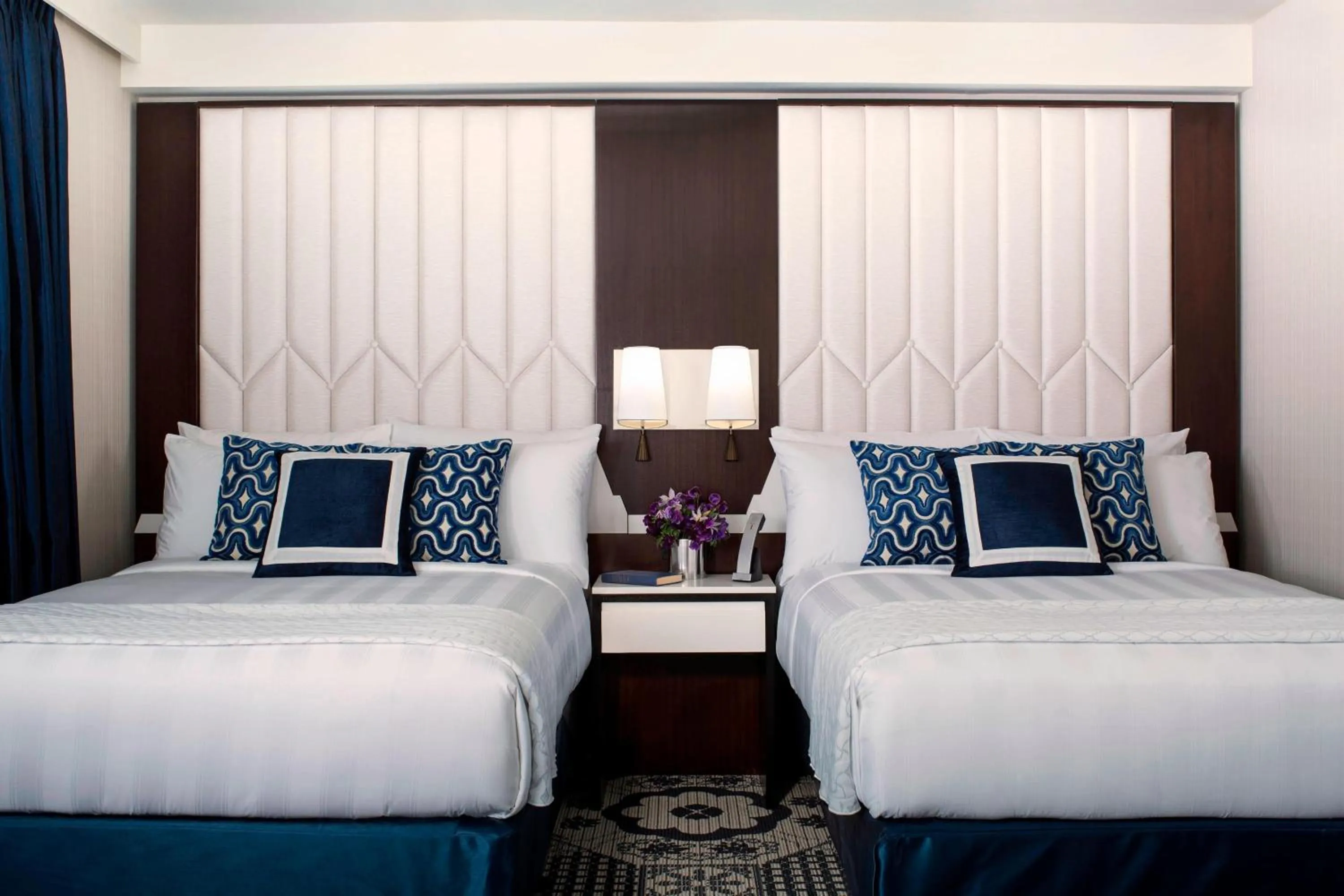 Photo of the whole room, Bed in Residence Inn by Marriott New York Manhattan/Central Park