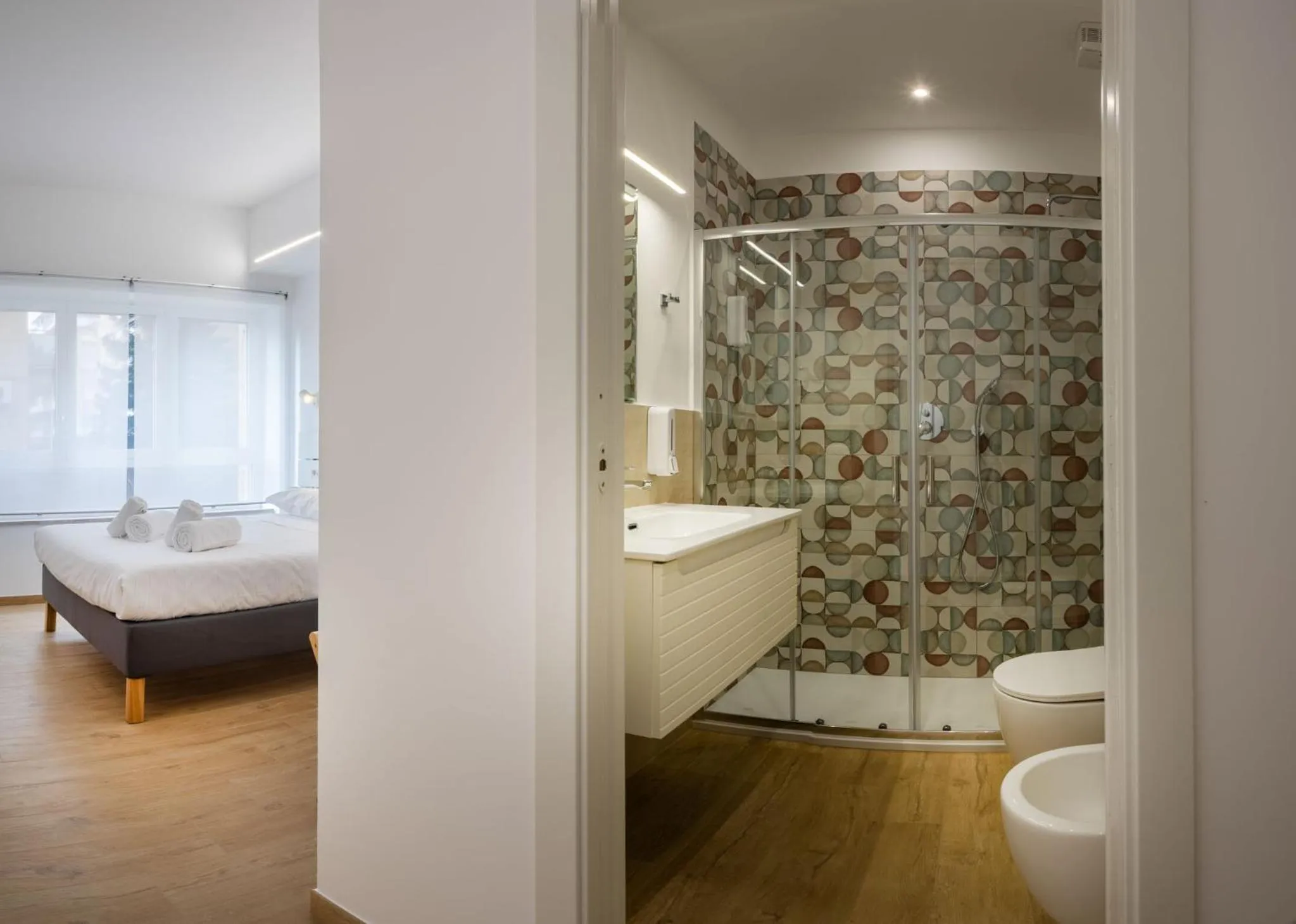 Bathroom in RomeCookSea Guest House