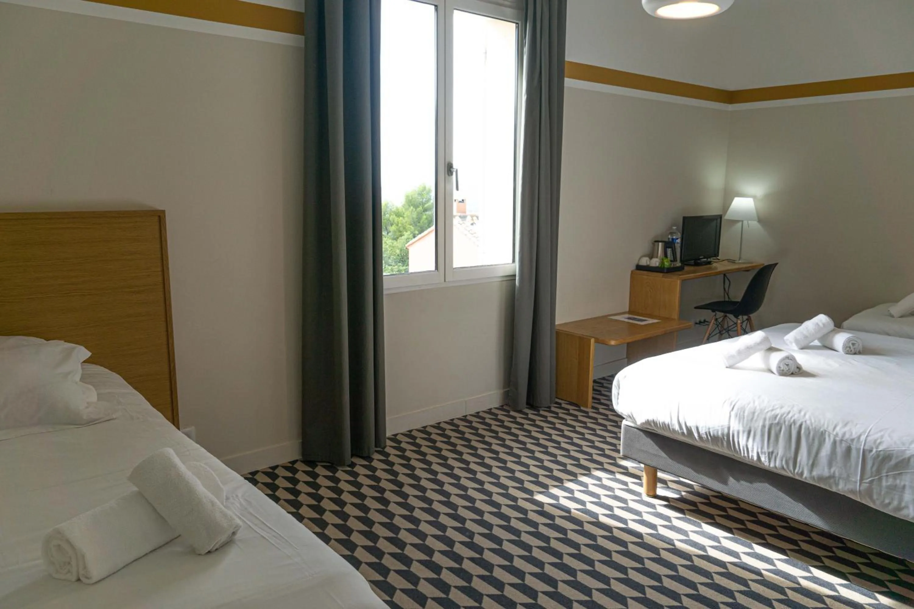Photo of the whole room, Bed in La Maison des Ocres - Provence