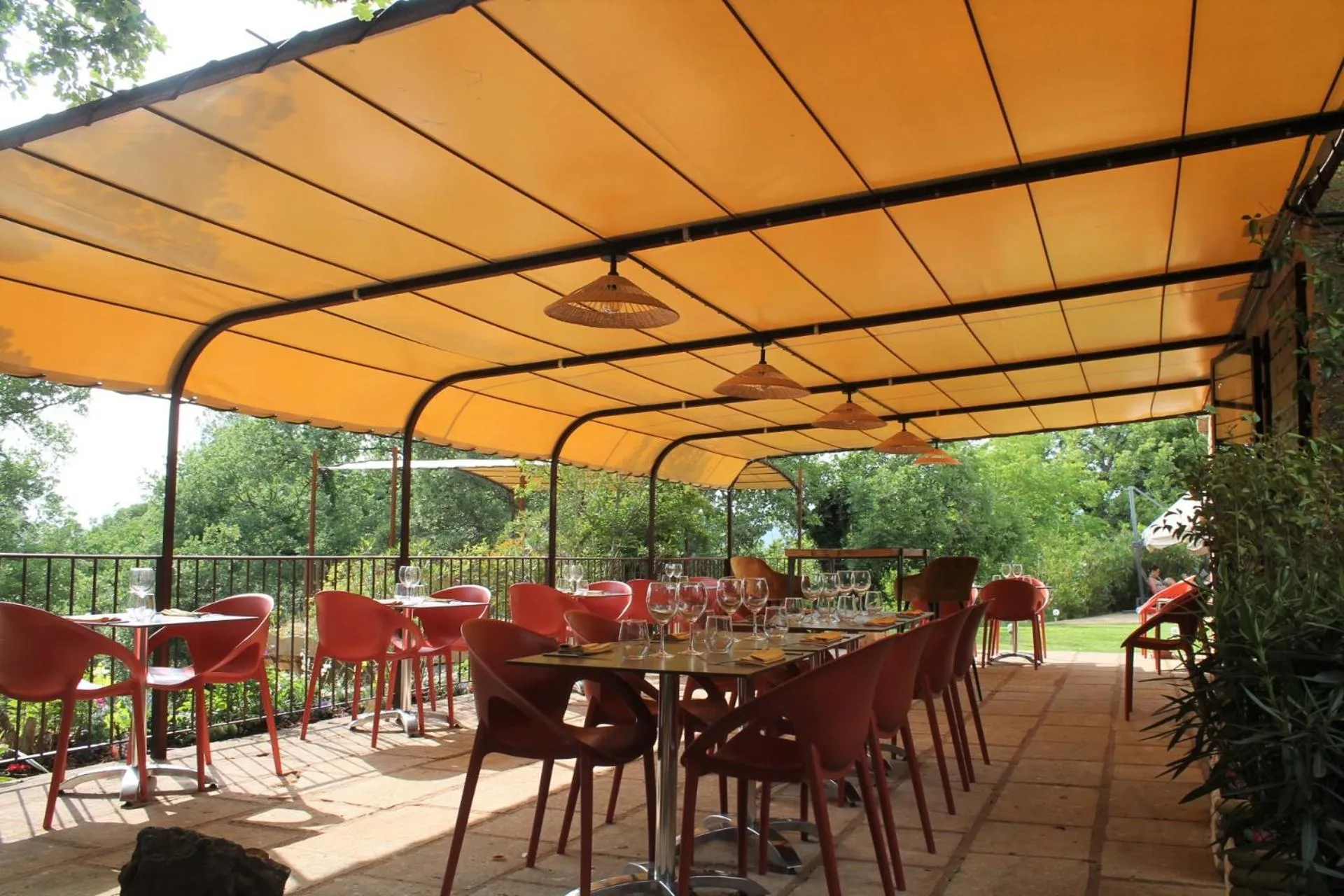 Restaurant/places to eat in La Maison des Ocres - Provence