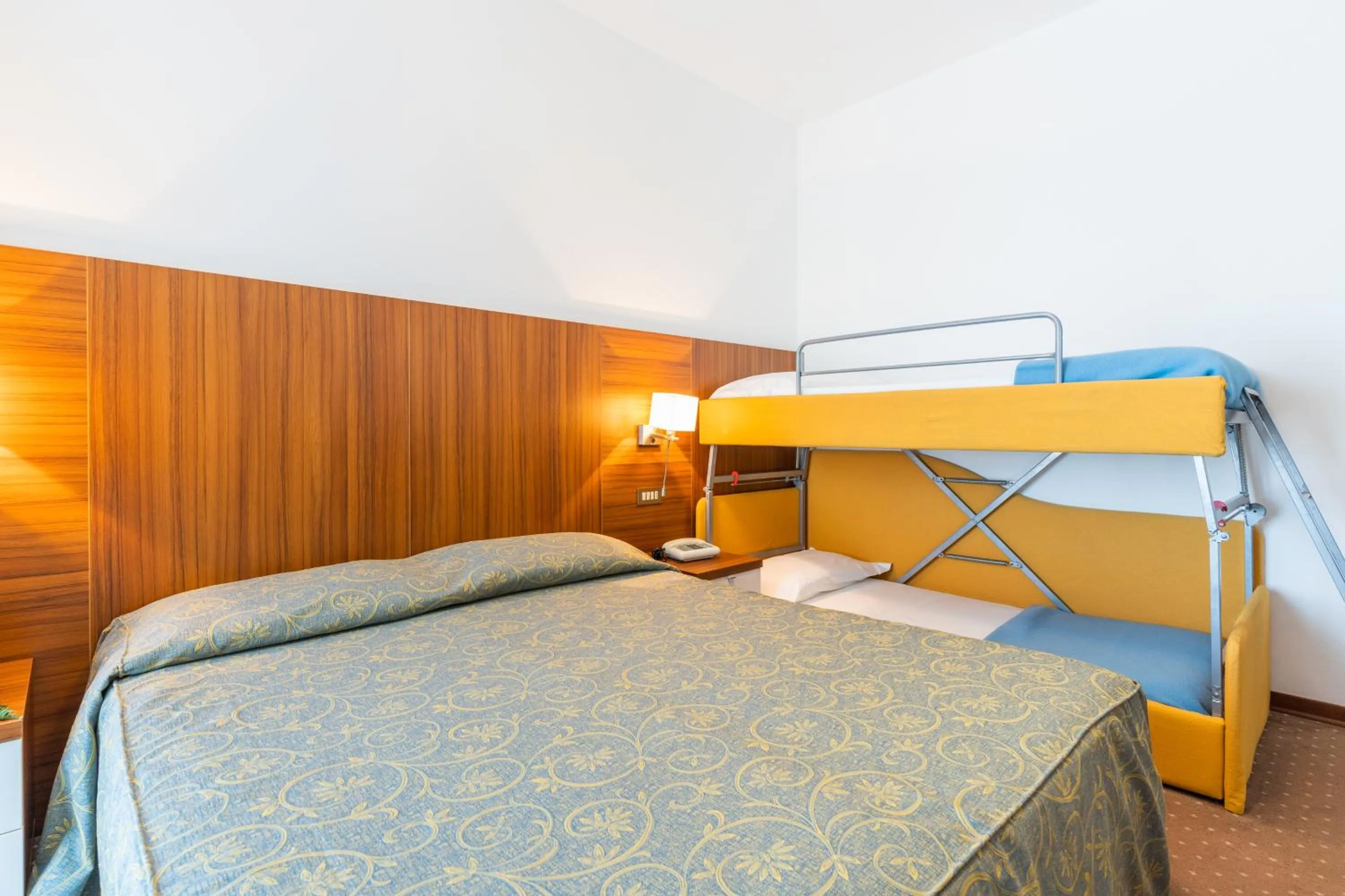 Bed in Hotel Touring