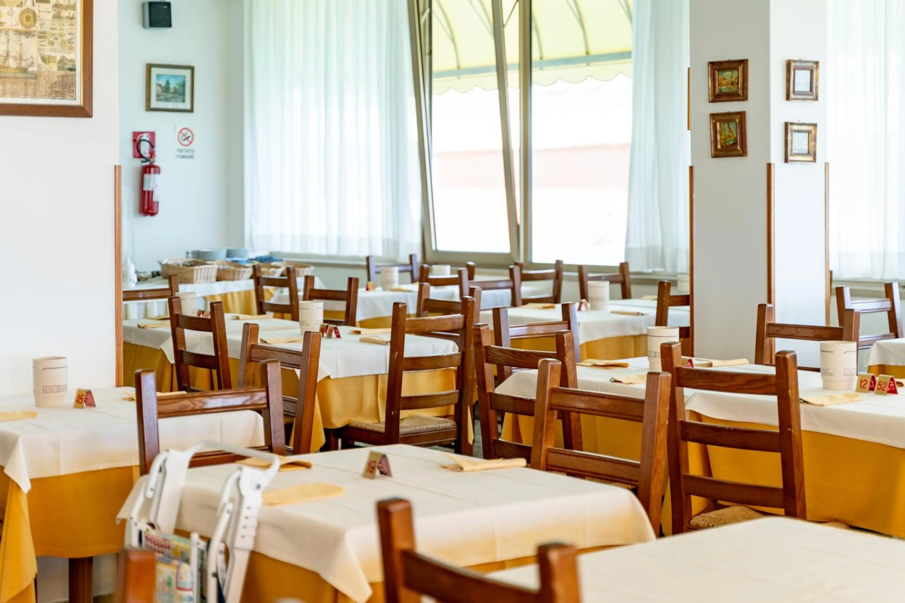 Breakfast in Hotel Touring