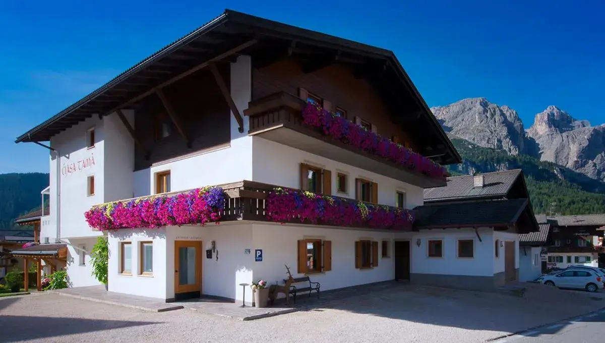 Garni Ciasa Tamà Sas di Pezzedi Eriberto e Neumair Hermine Garni Ciasa Tamà Sas di Pezzedi Eriberto e Neumair Hermine