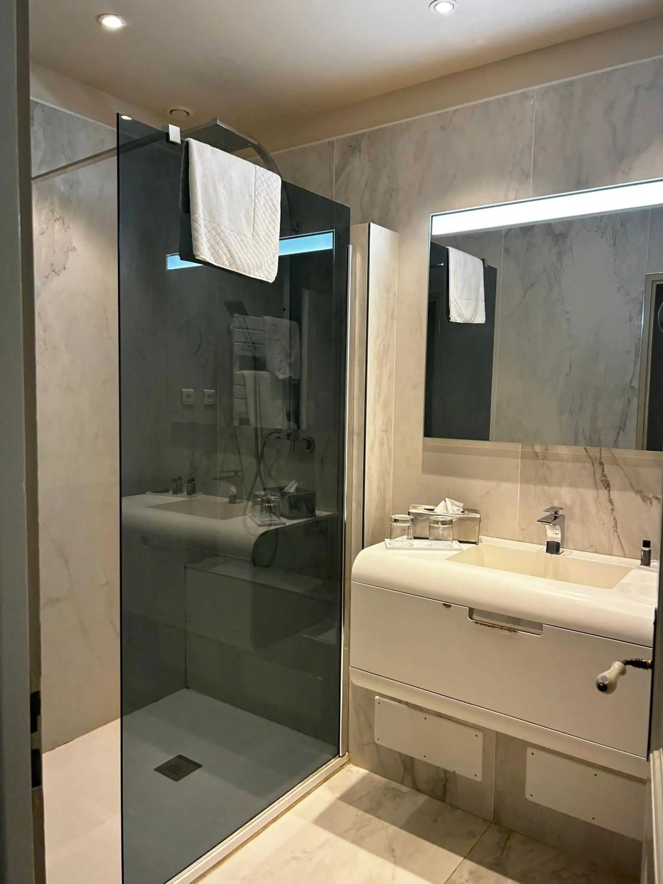 Hostellerie Le Roy Soleil