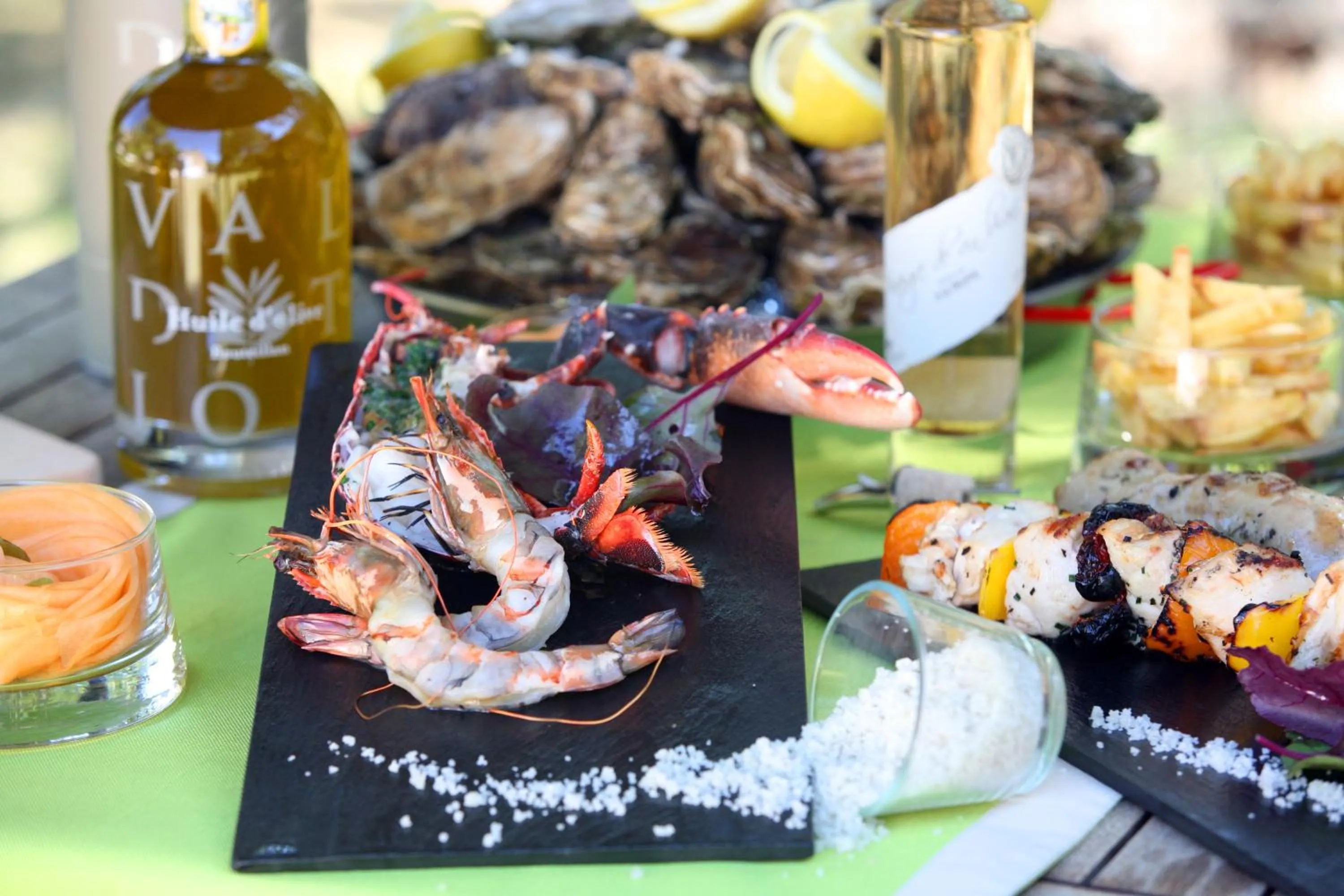 Patio in Hostellerie Le Roy Soleil