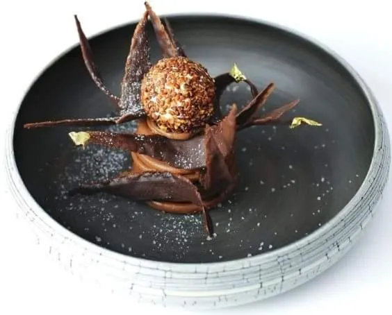 Meals in Hostellerie Le Roy Soleil