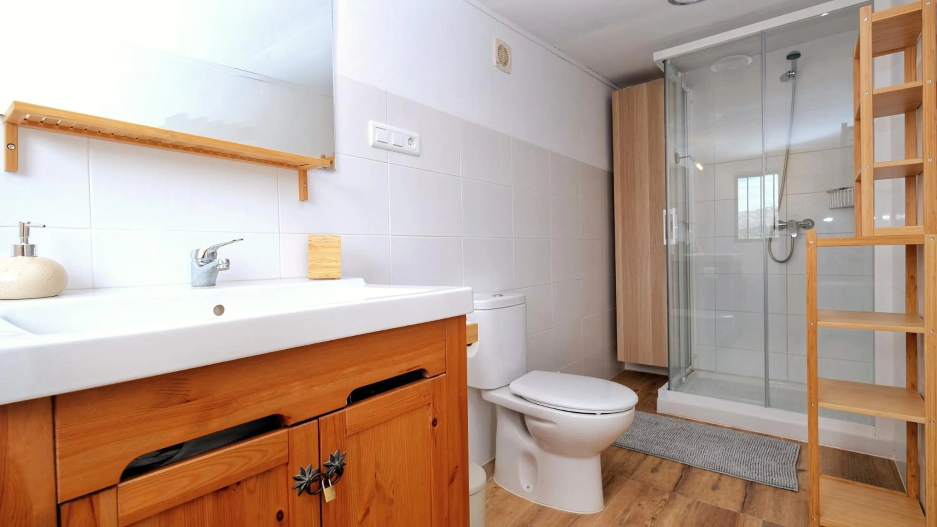 Shower in Finca Serrato