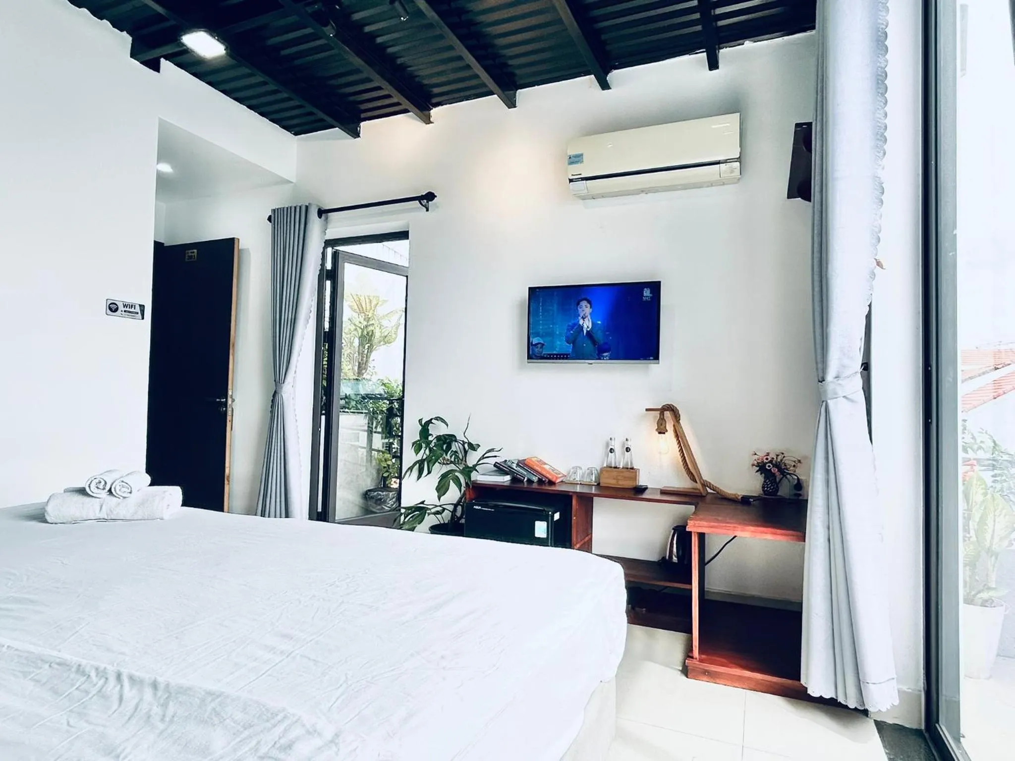 Bed in May's House Hoi An