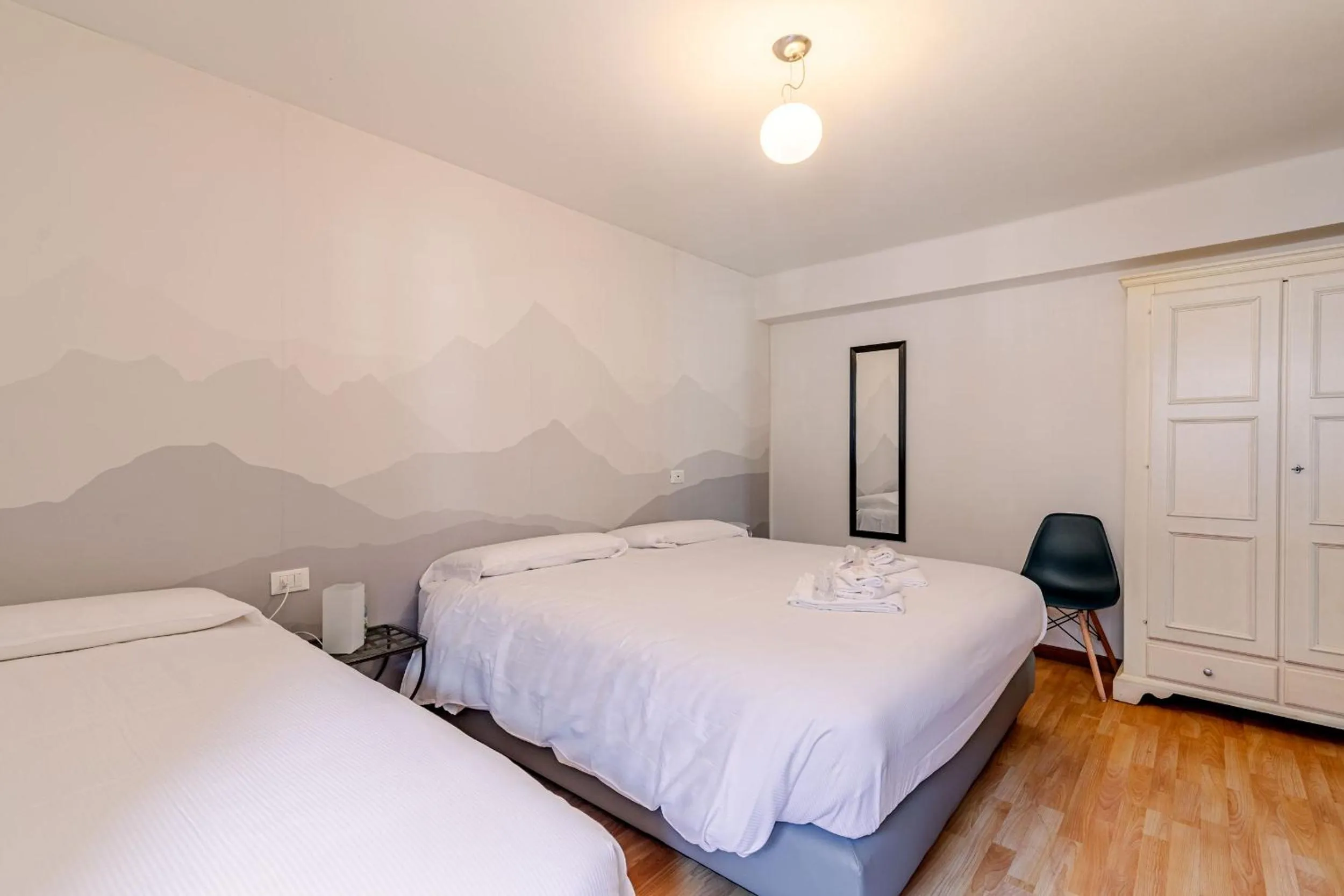 Photo of the whole room, Bed in Hotel Dufour