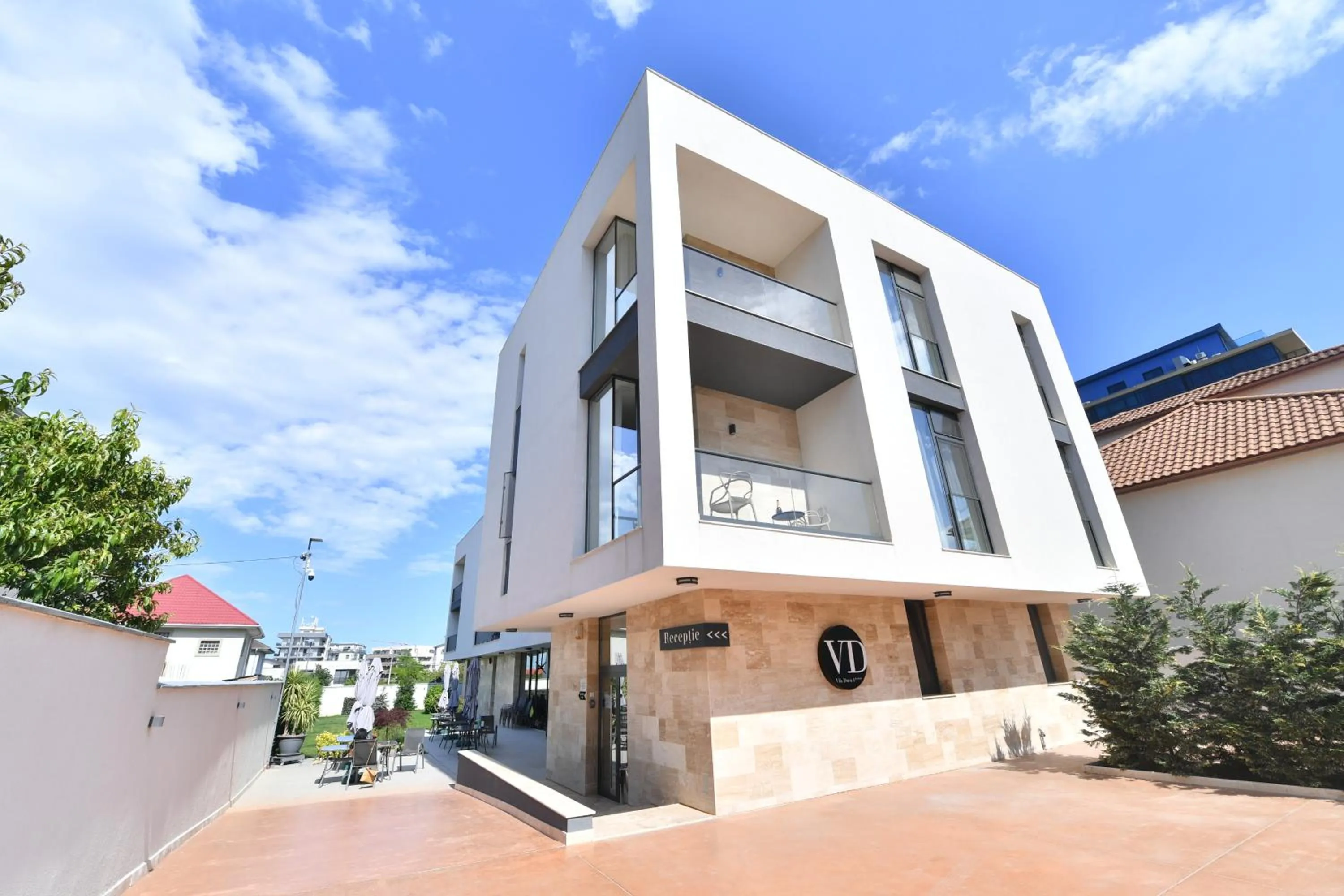 Property building in Vila Ducu - Adults Only ( +16 )