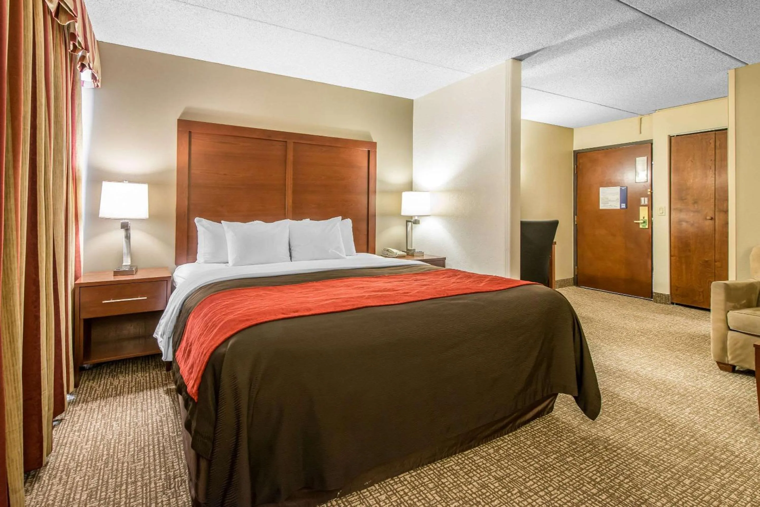 Photo of the whole room in Comfort Inn & Suites Denver Northfield