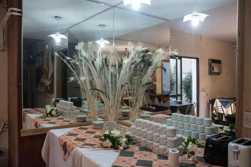 Restaurant/places to eat in Nuevo Castillo Hotel