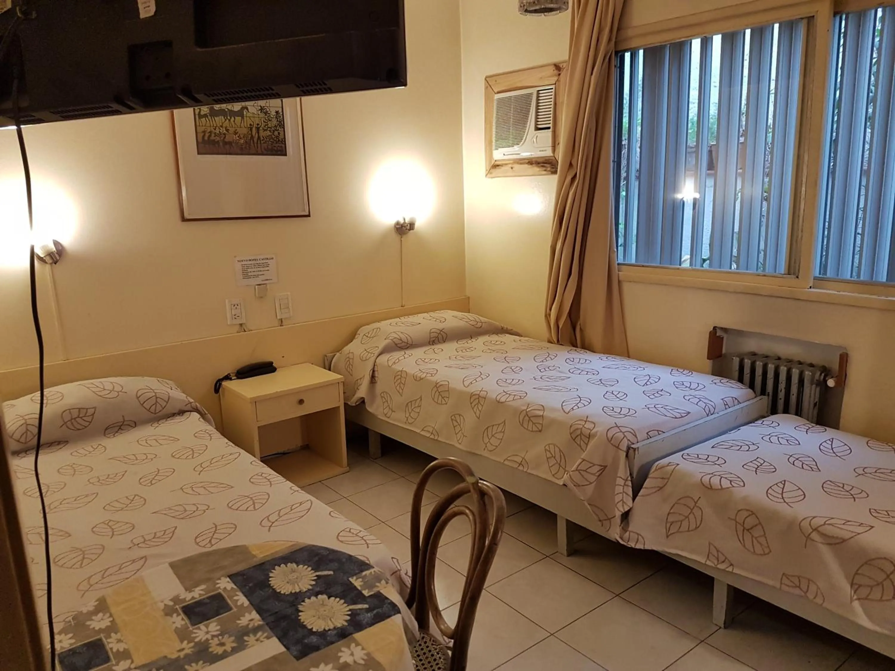 On site, Bed in Nuevo Castillo Hotel