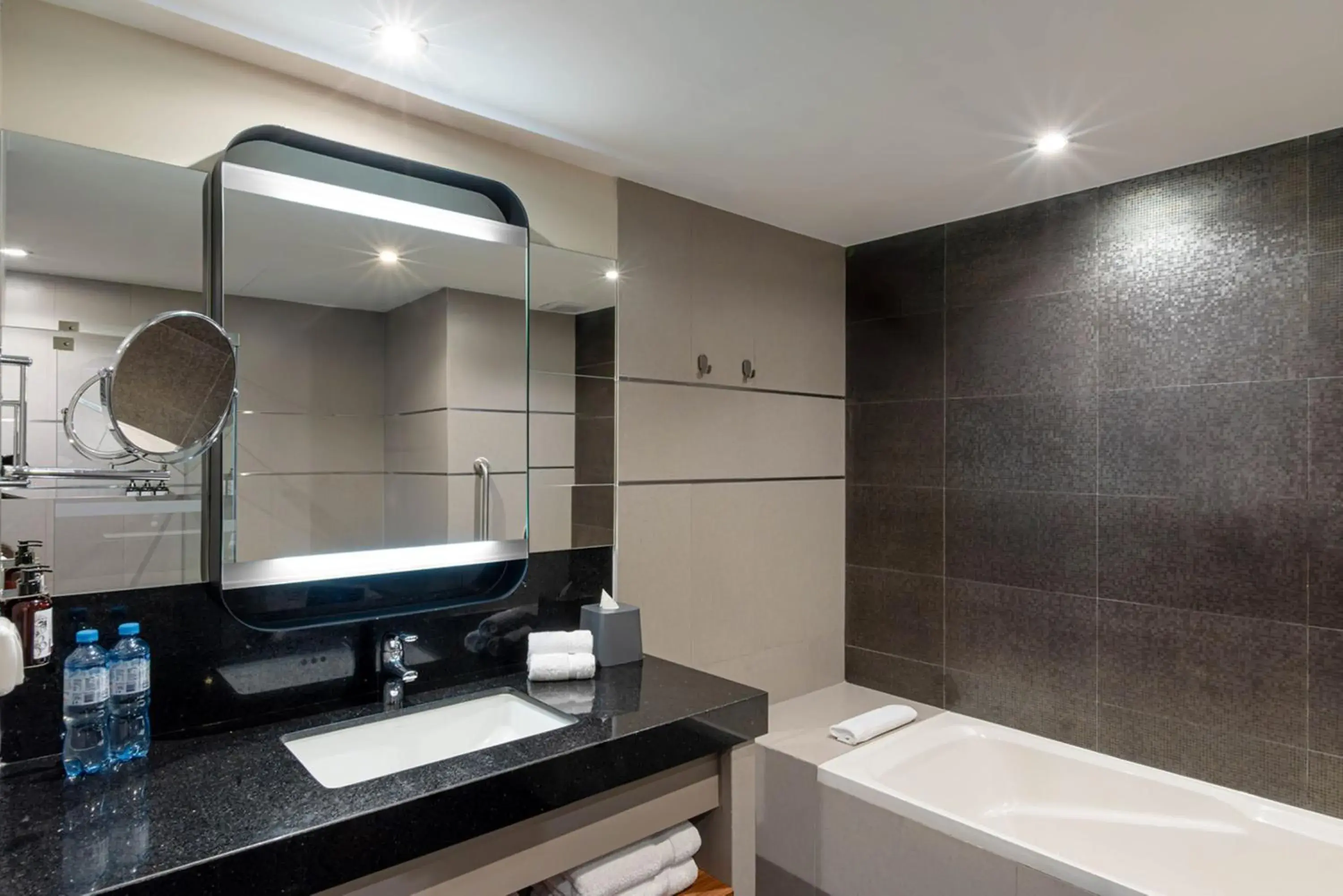 Premium King Room with City View in Crowne Plaza Lima by IHG Premium King Room with City View in Crowne Plaza Lima by IHG