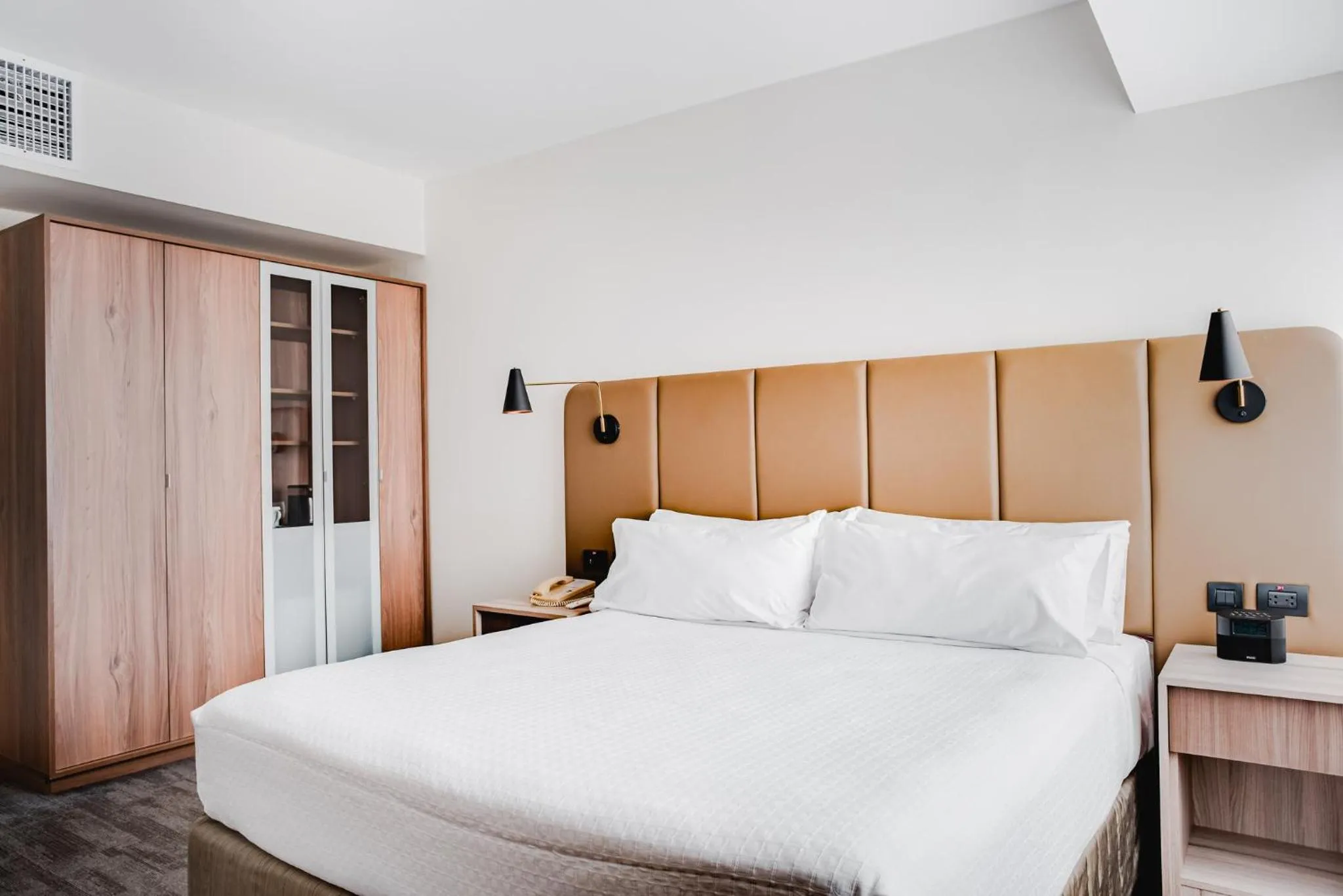 Photo of the whole room, Bed in Crowne Plaza Lima by IHG