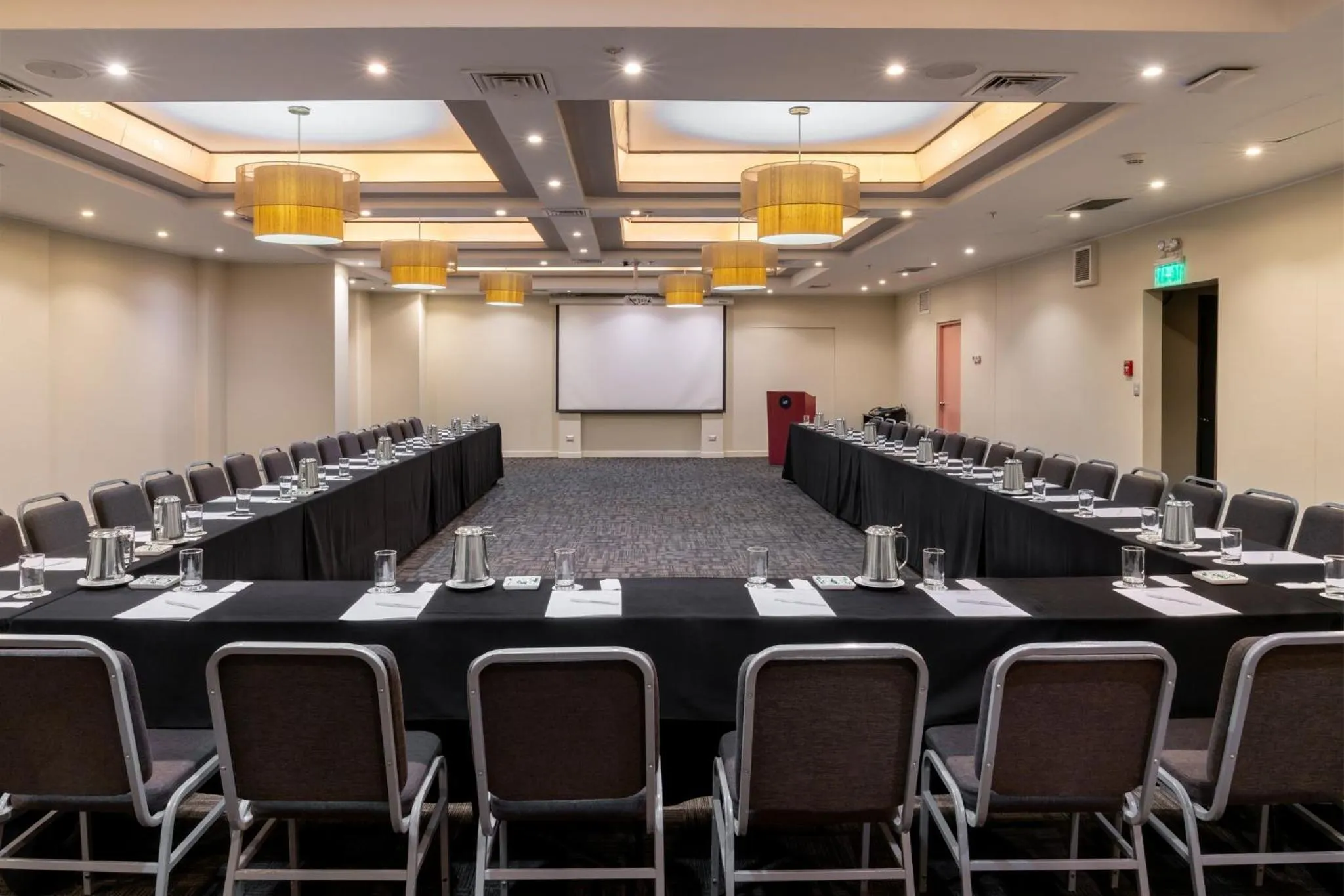 Meeting/conference room in Crowne Plaza Lima by IHG