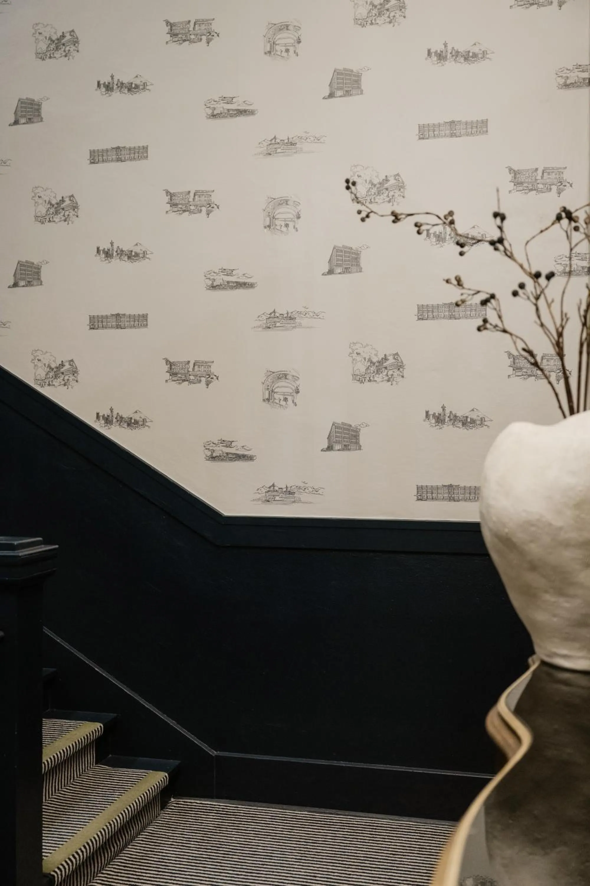 Decorative detail in MarQueen Hotel - NEWLY RENOVATED