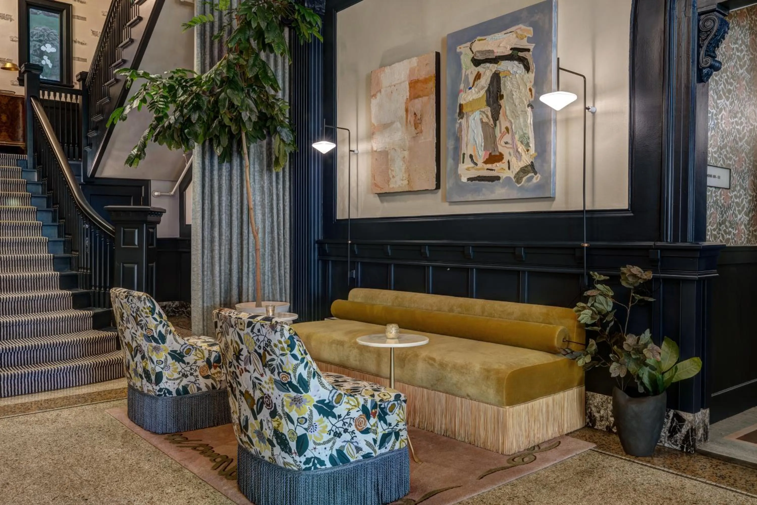 Lobby or reception in MarQueen Hotel - NEWLY RENOVATED