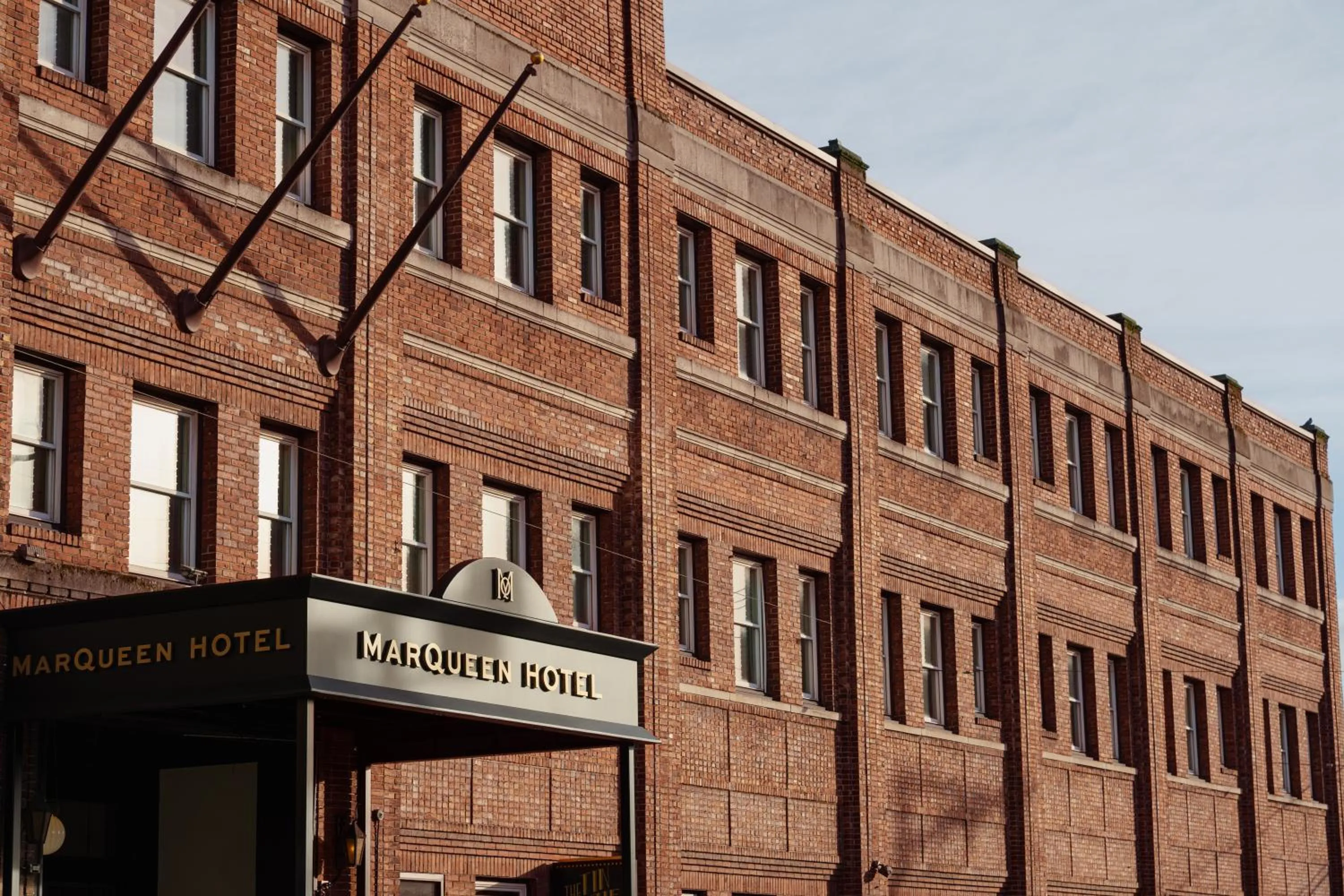 Property building in MarQueen Hotel - NEWLY RENOVATED