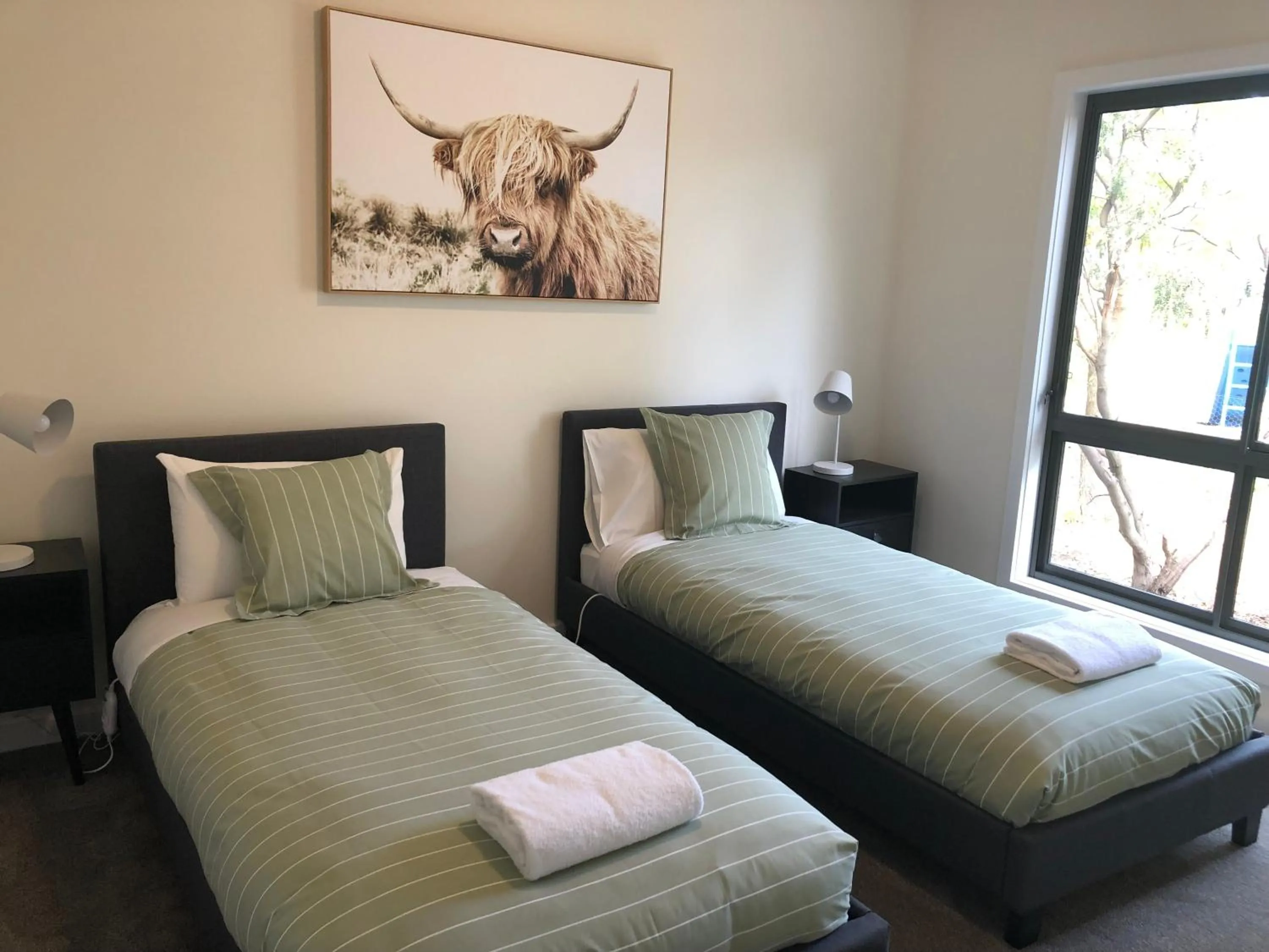 Bedroom, Bed in High Country Holiday Park