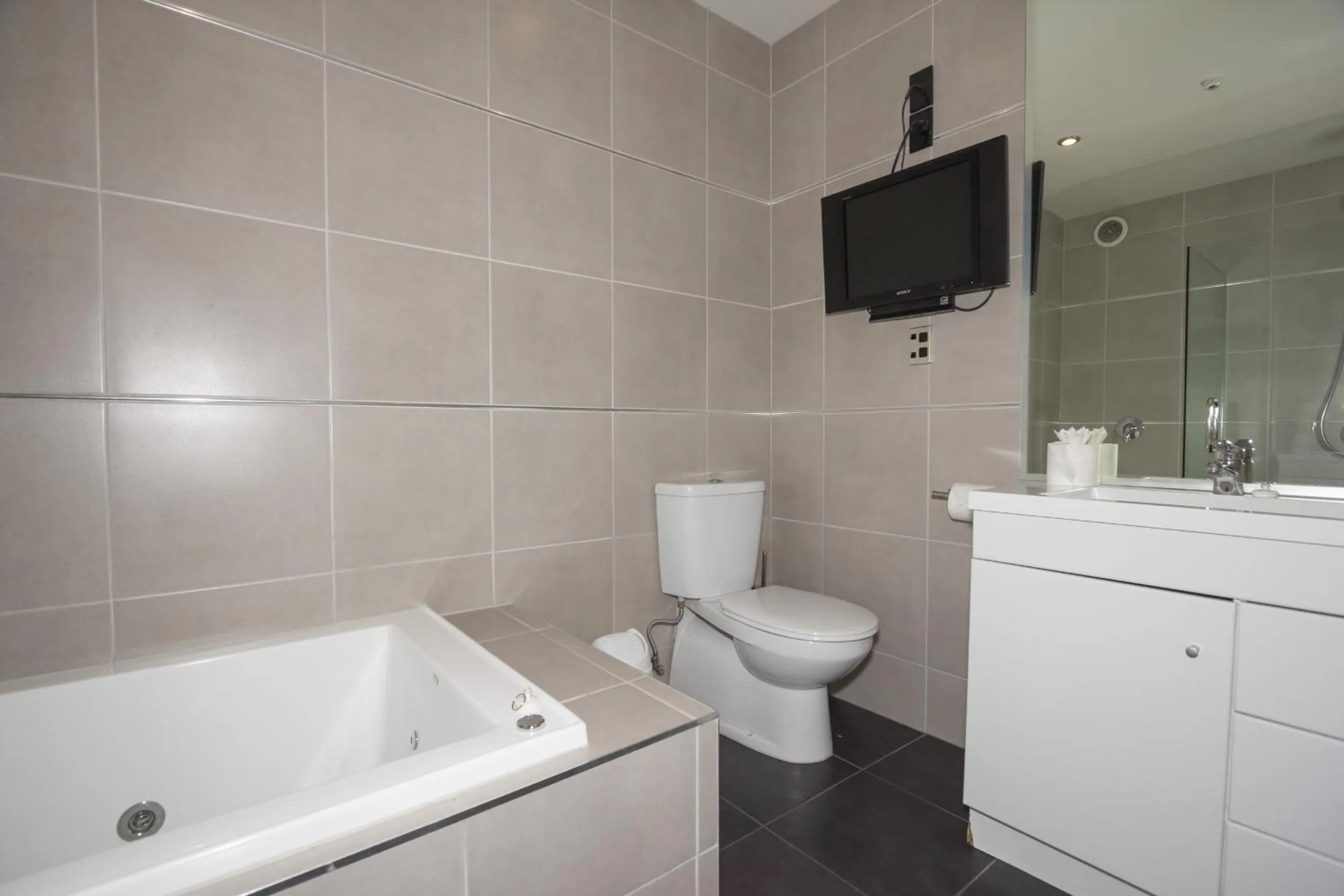 Bathroom in Autoline Motel Queenstown