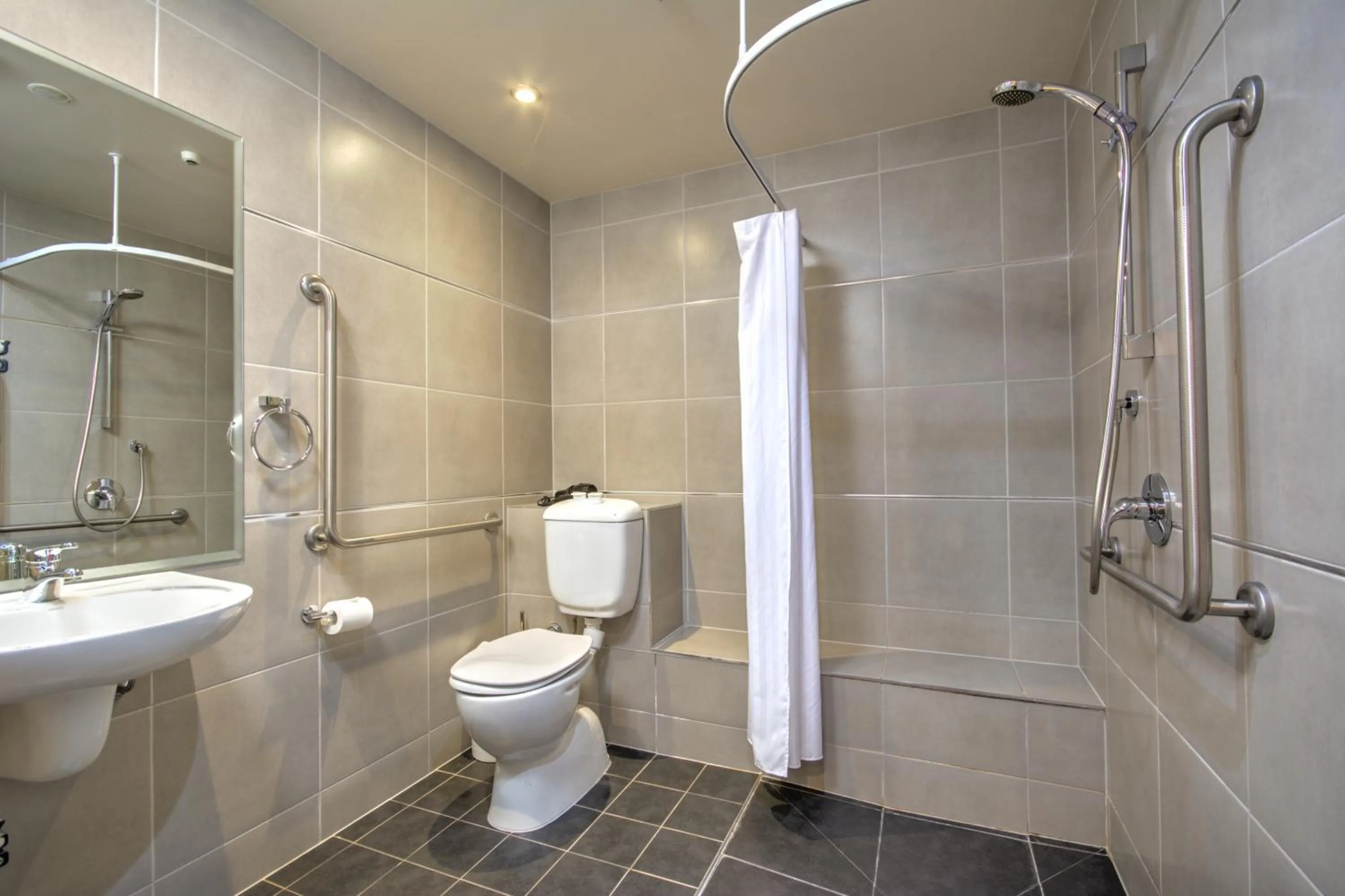 Bathroom in Autoline Motel Queenstown